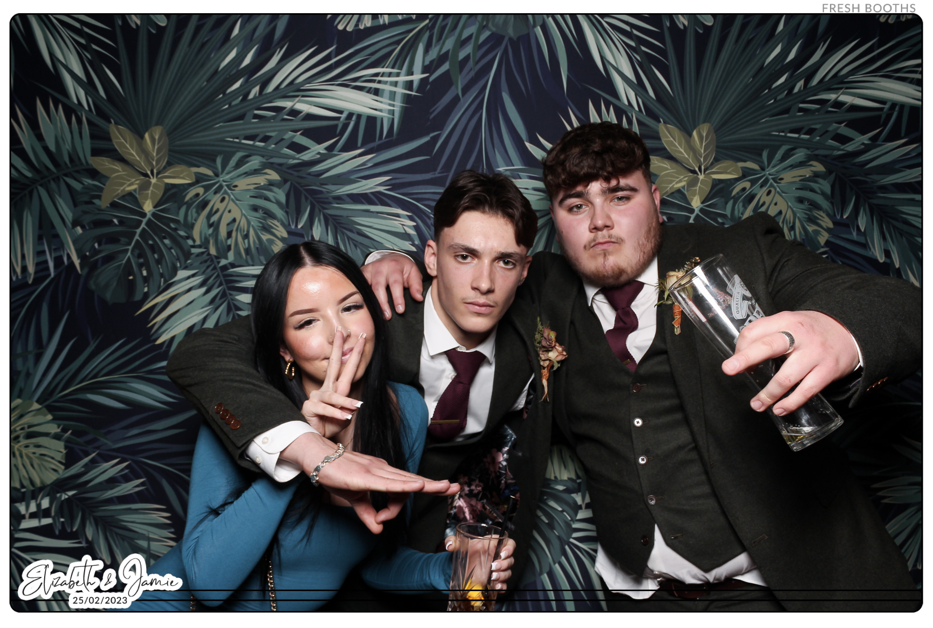 Elizabeth & Jamie - Classic Open Booth | View more photos from the event at gallery.freshbooths.com/u/FreshBooths/Elizabeth-Jamie-Classic-Open-Booth