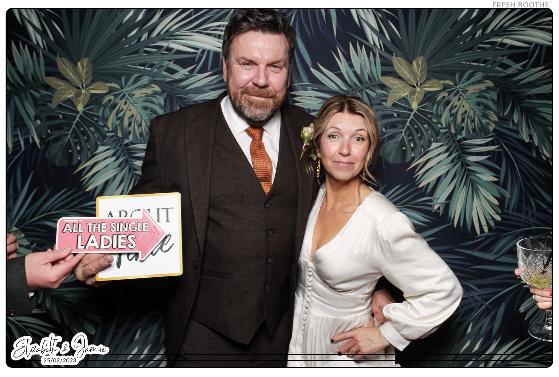 Elizabeth & Jamie - Classic Open Booth | View more photos from the event at gallery.freshbooths.com/u/FreshBooths/Elizabeth-Jamie-Classic-Open-Booth