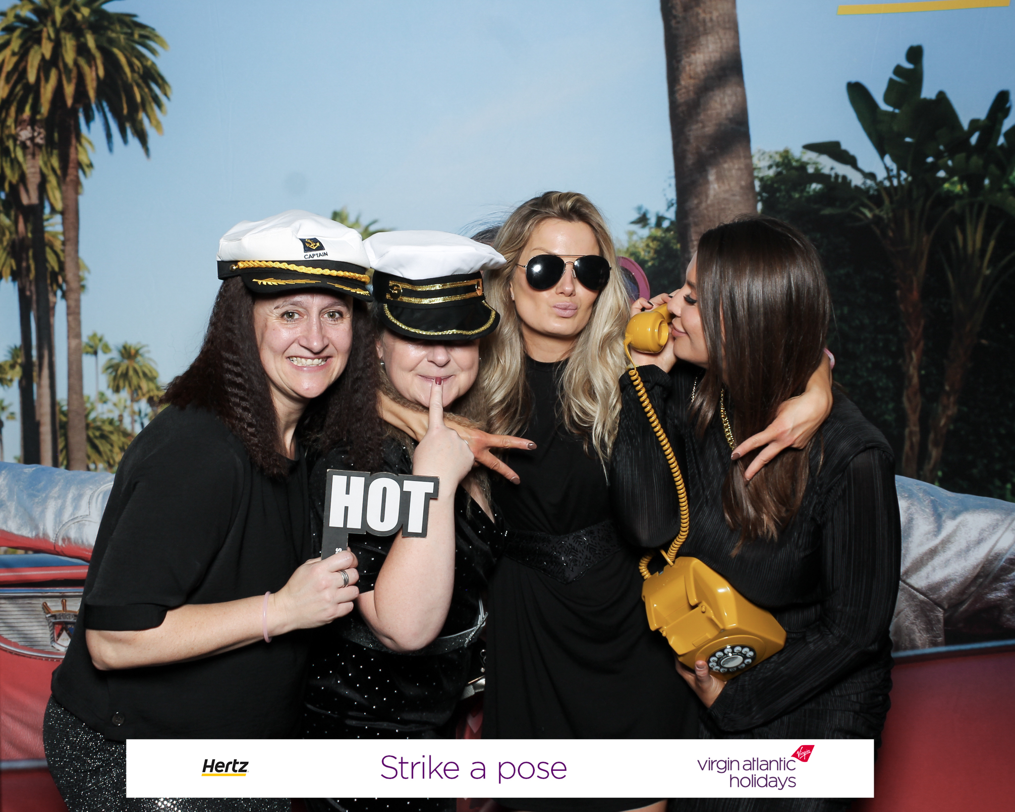 Hertz/Virgin Xmas | View more photos from the event at gallery.freshbooths.com/u/FreshBooths/HertzVirgin-Xmas