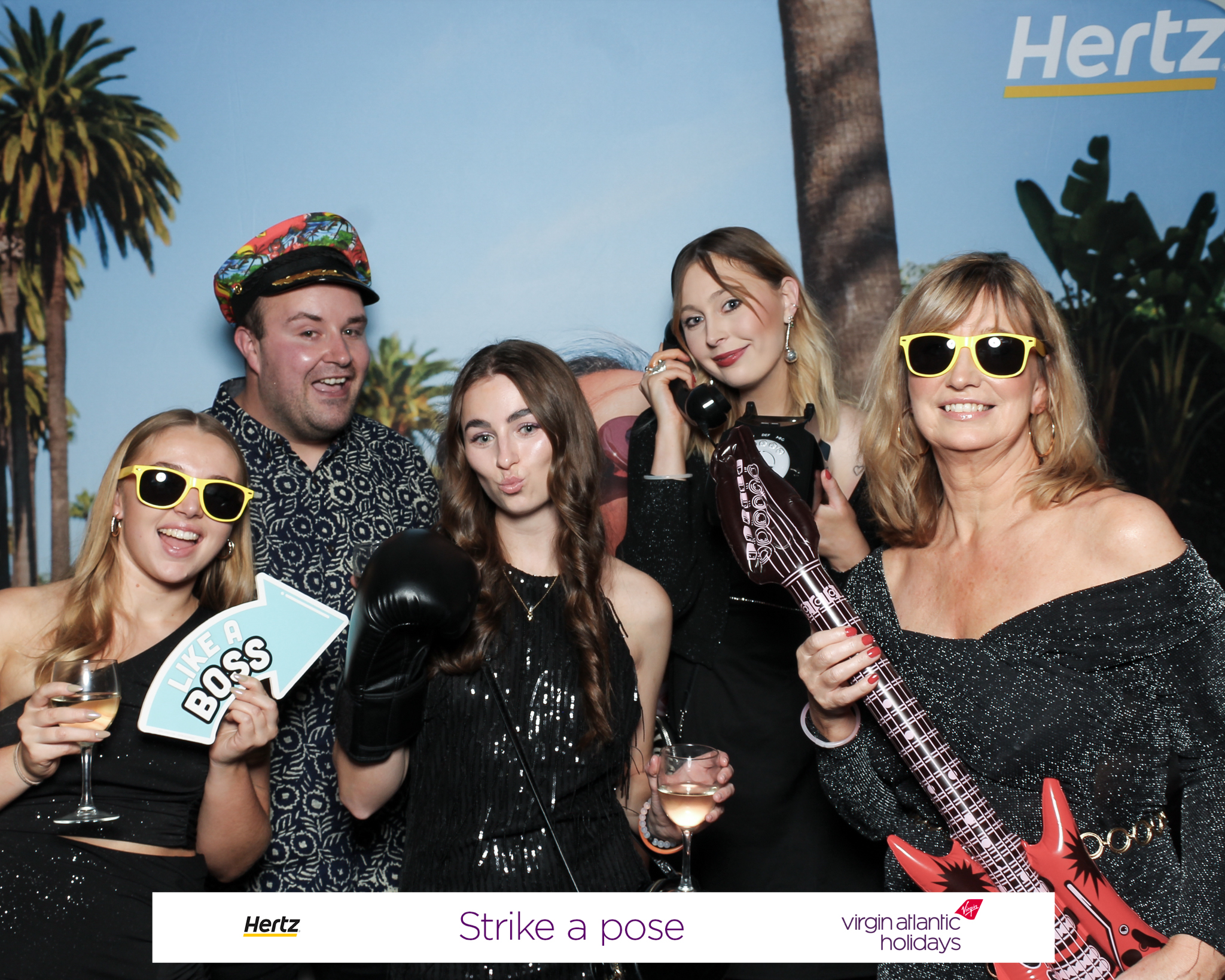 Hertz/Virgin Xmas | View more photos from the event at gallery.freshbooths.com/u/FreshBooths/HertzVirgin-Xmas