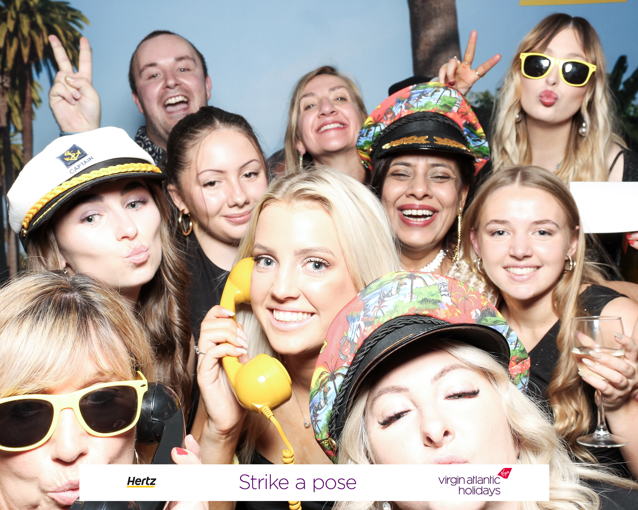 Hertz/Virgin Xmas | View more photos from the event at gallery.freshbooths.com/u/FreshBooths/HertzVirgin-Xmas