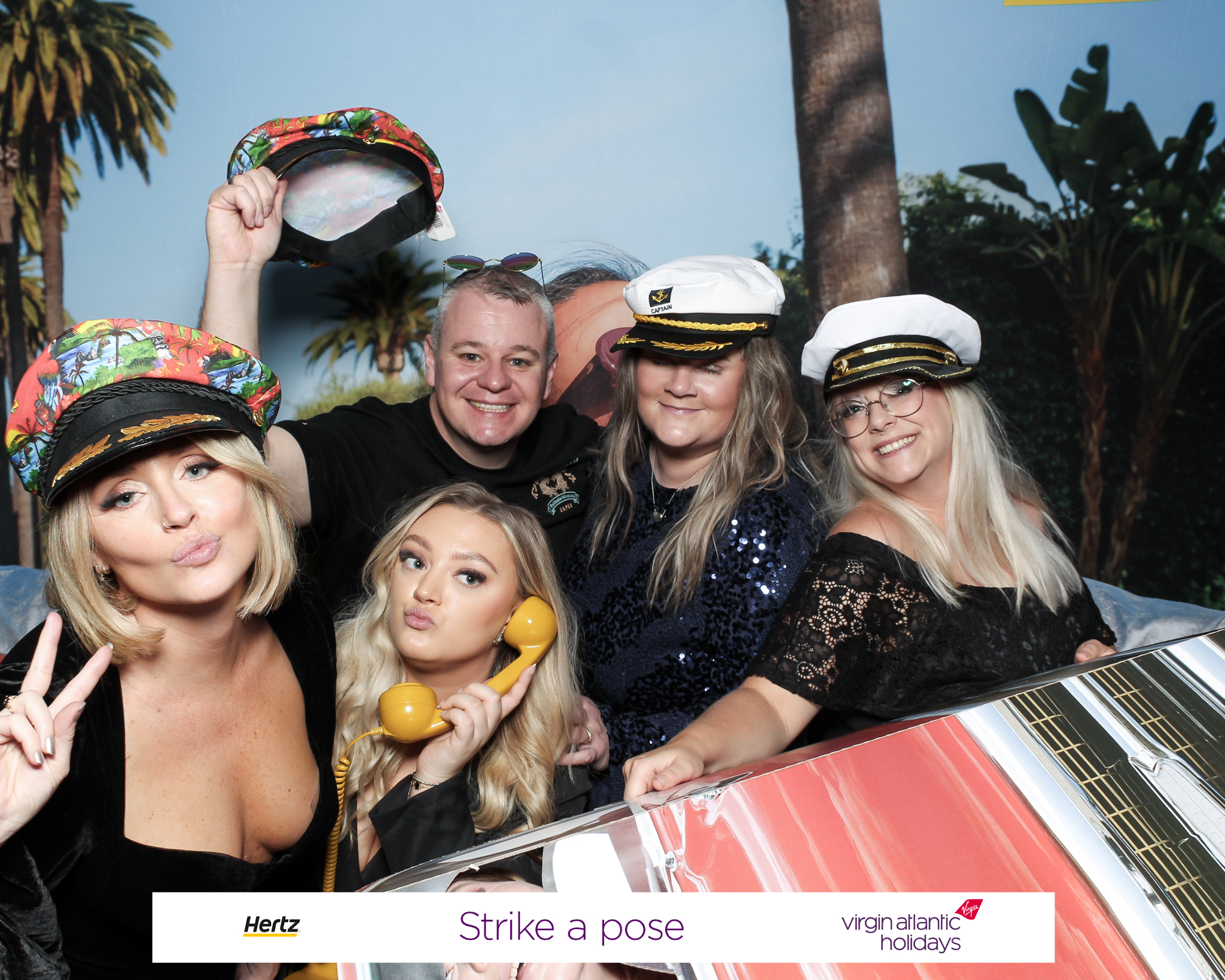 Hertz/Virgin Xmas | View more photos from the event at gallery.freshbooths.com/u/FreshBooths/HertzVirgin-Xmas