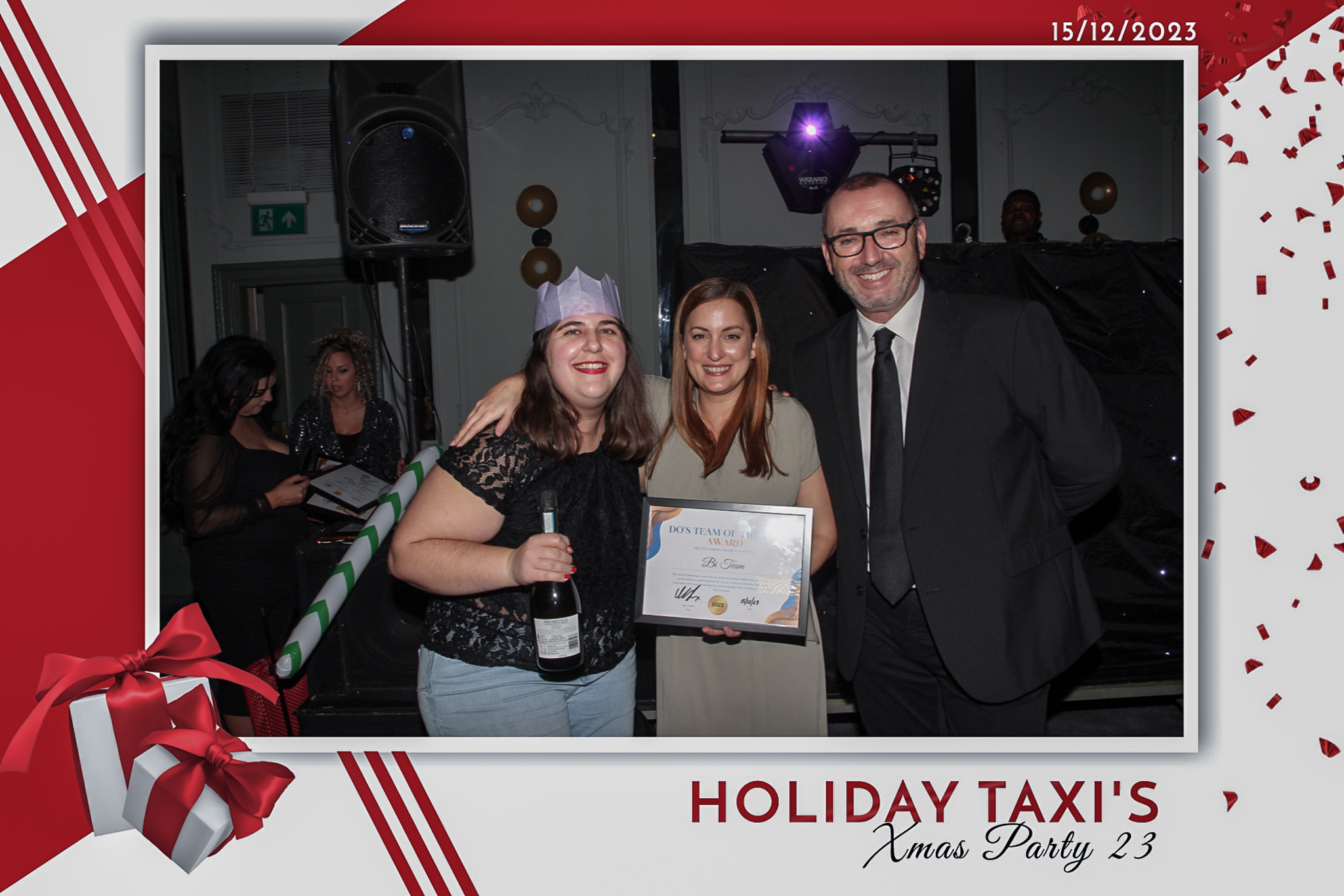 Holiday Taxi's Christmas Party 2023 | View more photos from the event at gallery.freshbooths.com/u/FreshBooths/Holiday-Taxis-Christmas-Party-2023