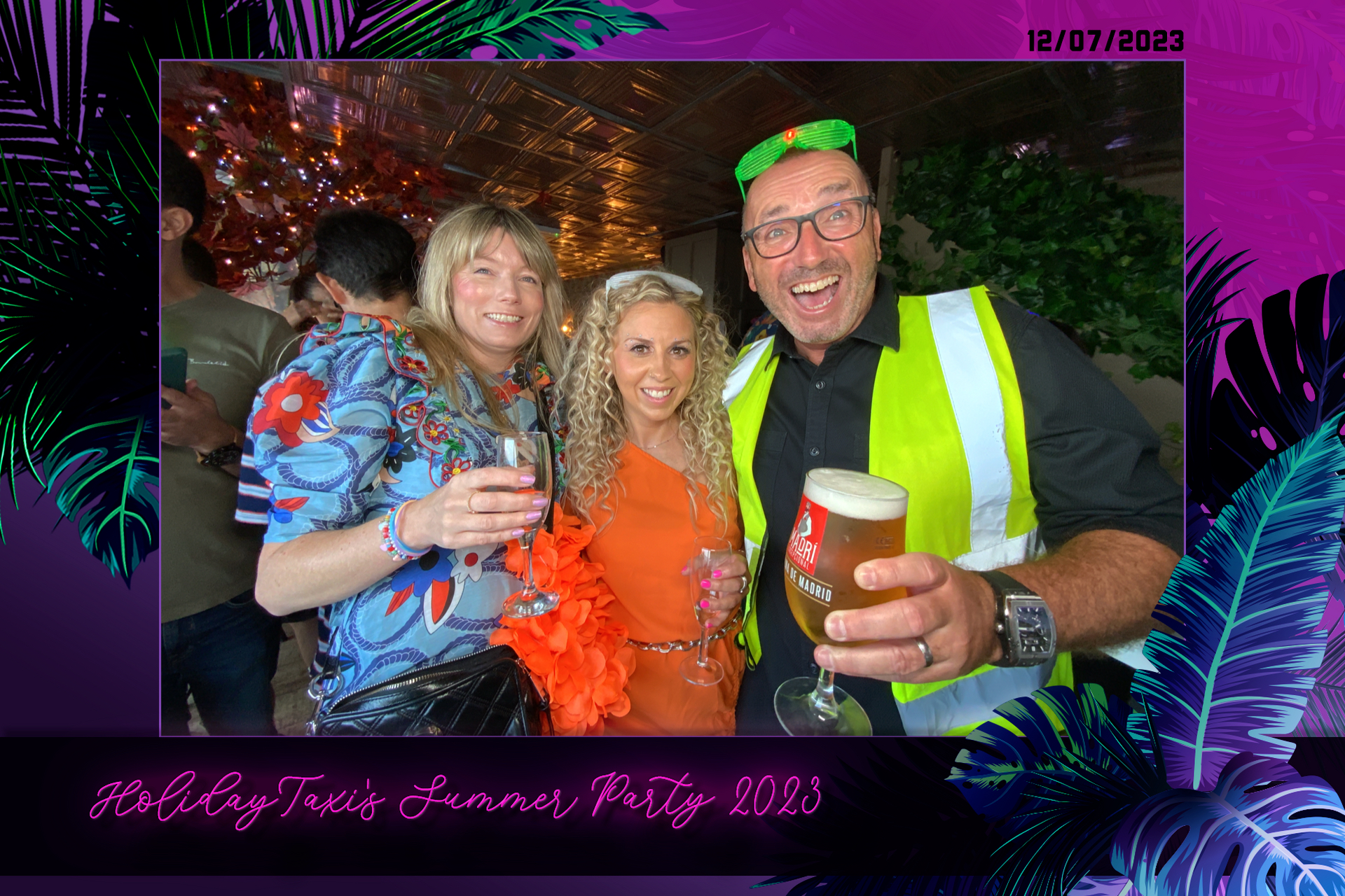 Holiday Taxi's Summer Party - Roaming Photos | View more photos from the event at gallery.freshbooths.com/u/FreshBooths/Holiday-Taxis-Summer-Party-Roaming-Photos