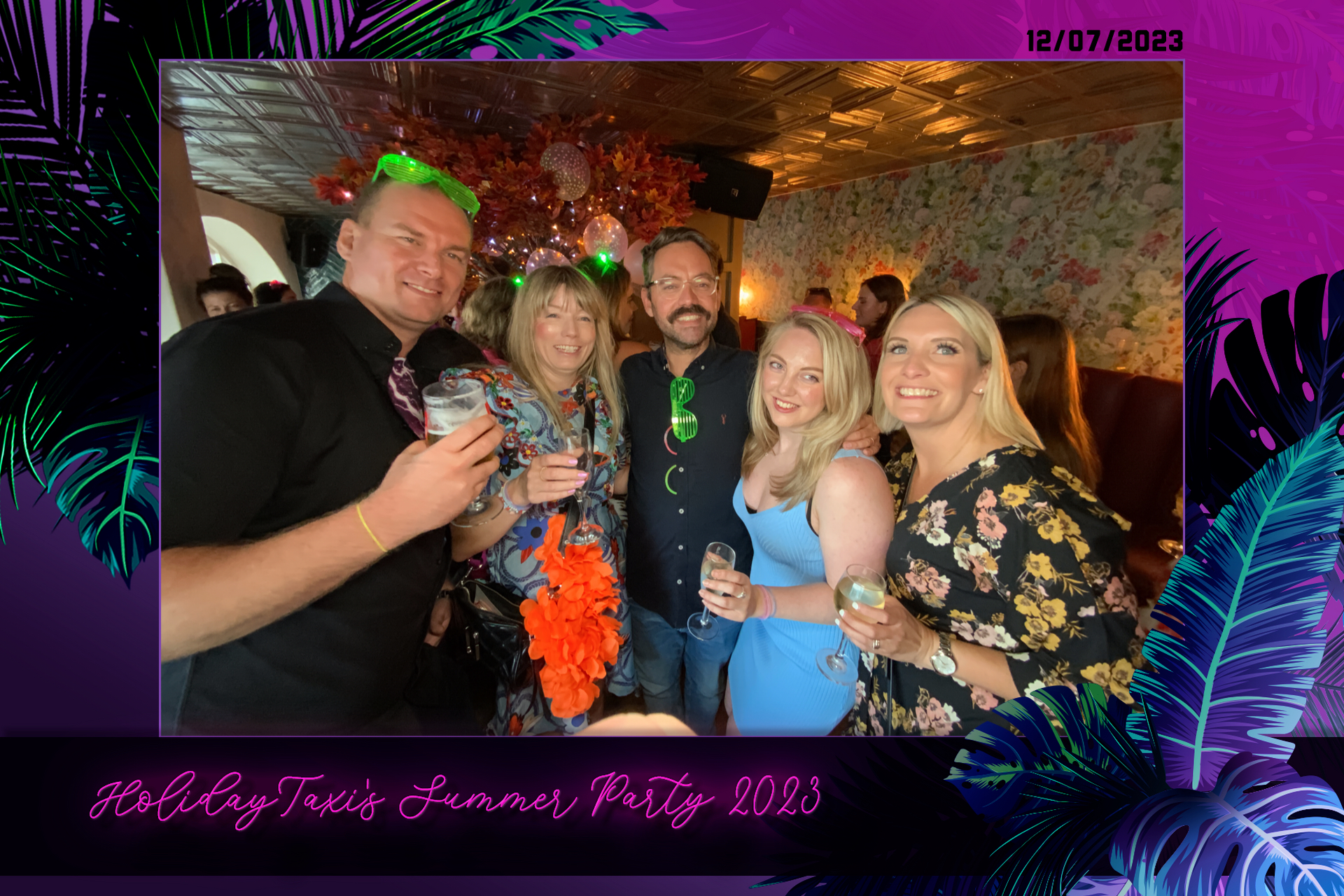 Holiday Taxi's Summer Party - Roaming Photos | View more photos from the event at gallery.freshbooths.com/u/FreshBooths/Holiday-Taxis-Summer-Party-Roaming-Photos