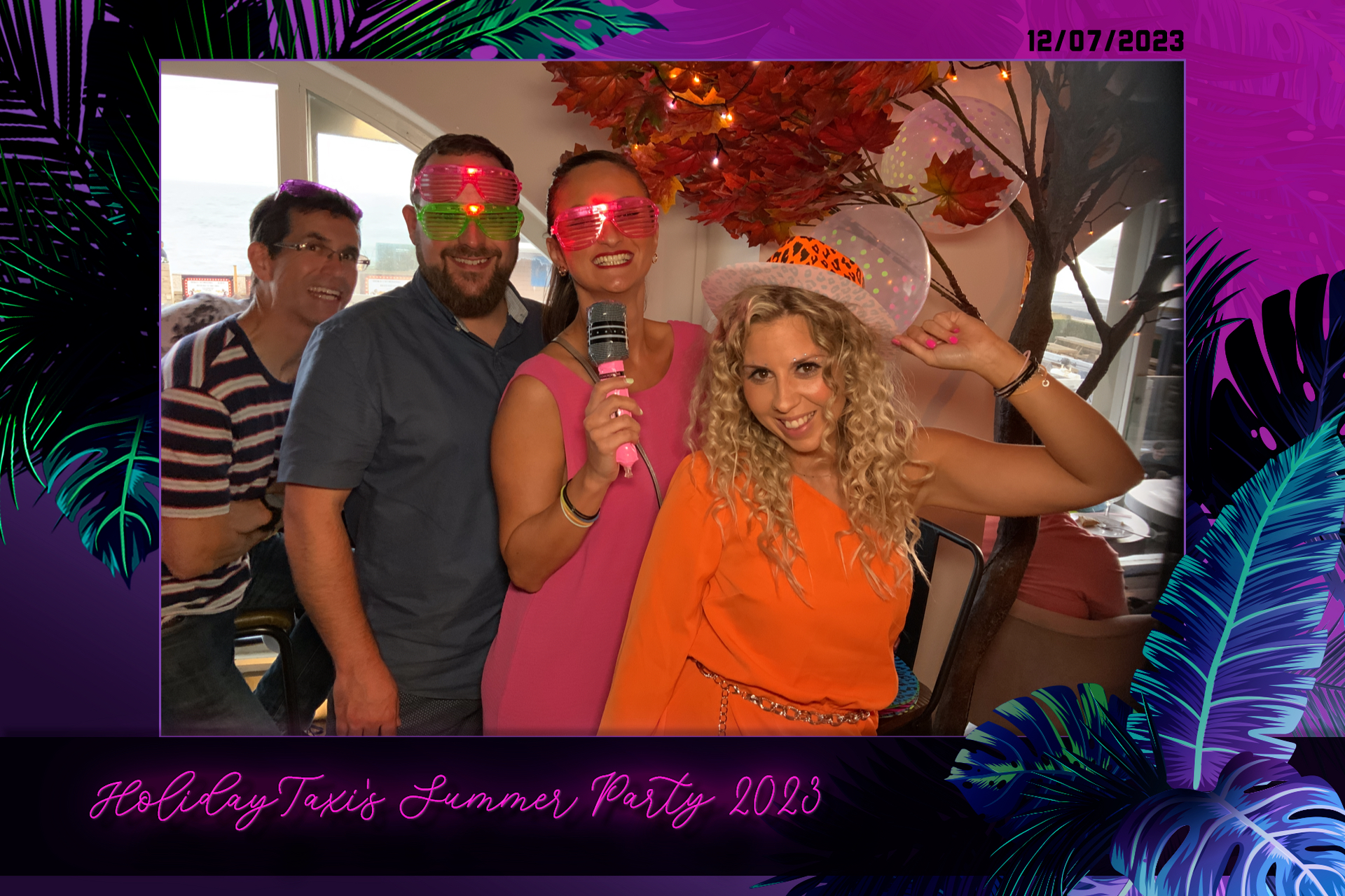 Holiday Taxi's Summer Party - Roaming Photos | View more photos from the event at gallery.freshbooths.com/u/FreshBooths/Holiday-Taxis-Summer-Party-Roaming-Photos