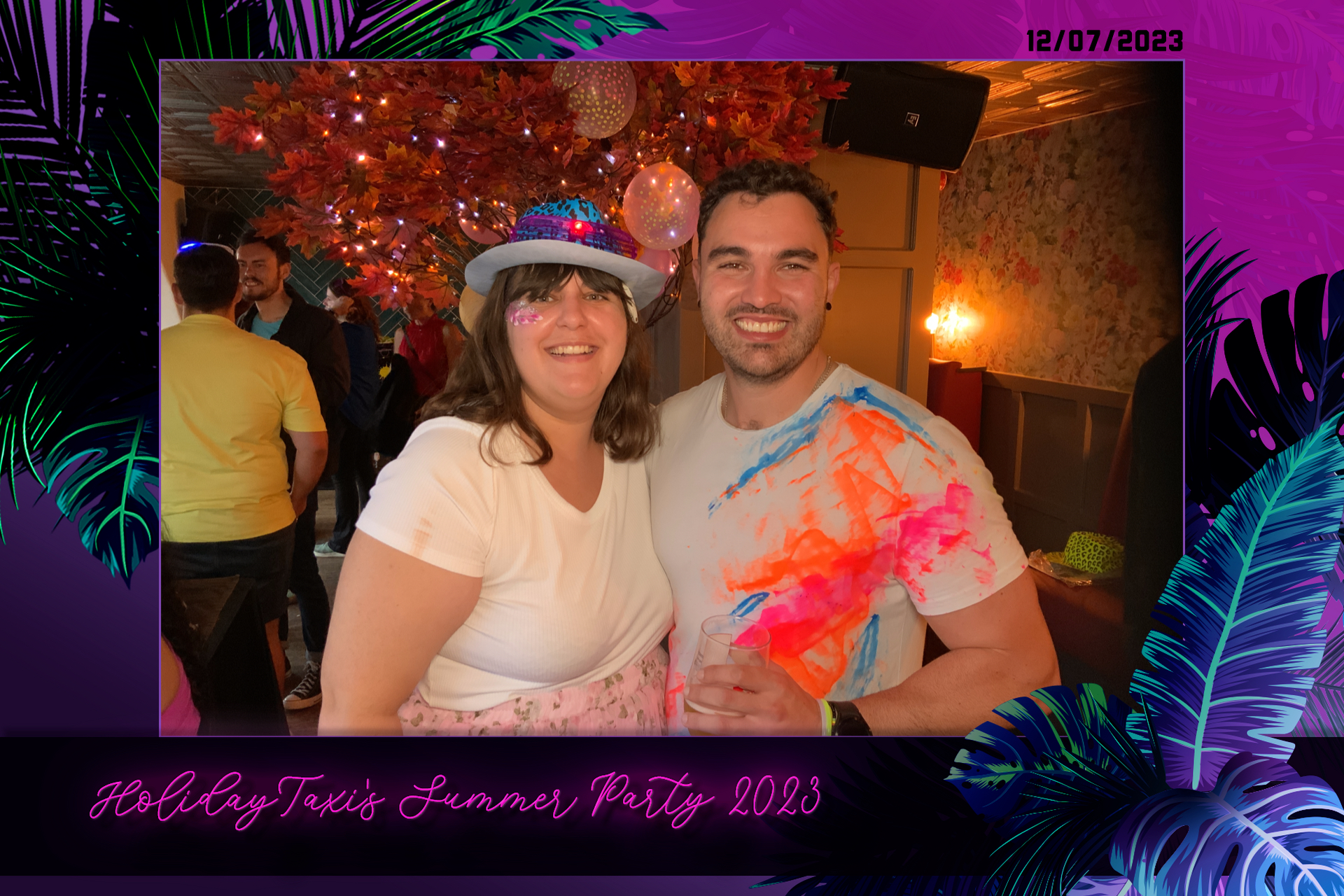Holiday Taxi's Summer Party - Roaming Photos | View more photos from the event at gallery.freshbooths.com/u/FreshBooths/Holiday-Taxis-Summer-Party-Roaming-Photos