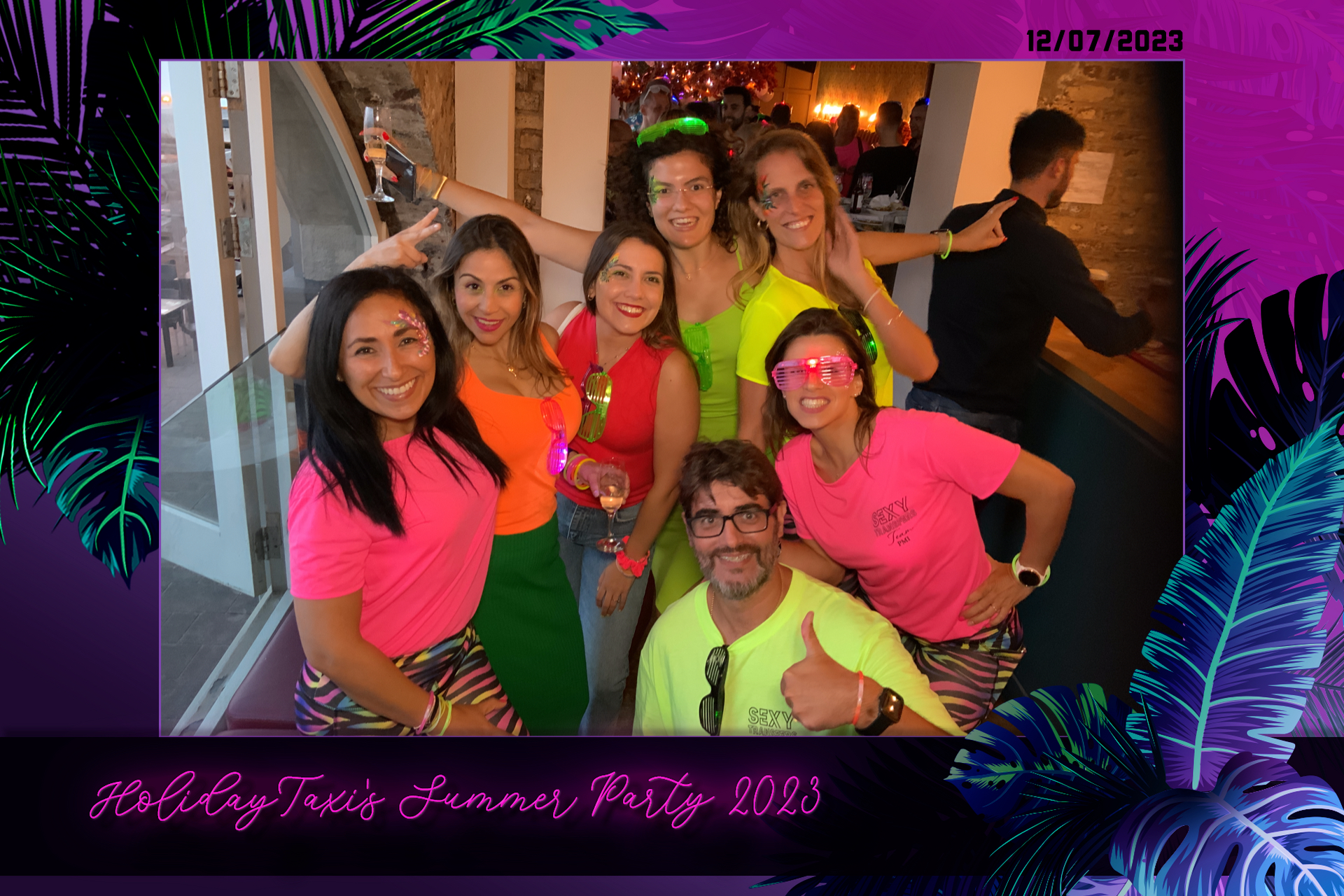 Holiday Taxi's Summer Party - Roaming Photos | View more photos from the event at gallery.freshbooths.com/u/FreshBooths/Holiday-Taxis-Summer-Party-Roaming-Photos