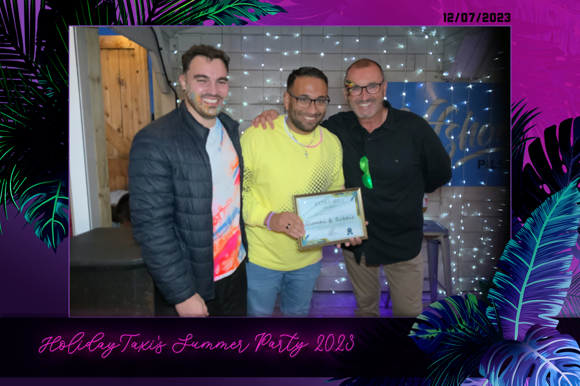Holiday Taxi's Summer Party - Roaming Photos | View more photos from the event at gallery.freshbooths.com/u/FreshBooths/Holiday-Taxis-Summer-Party-Roaming-Photos
