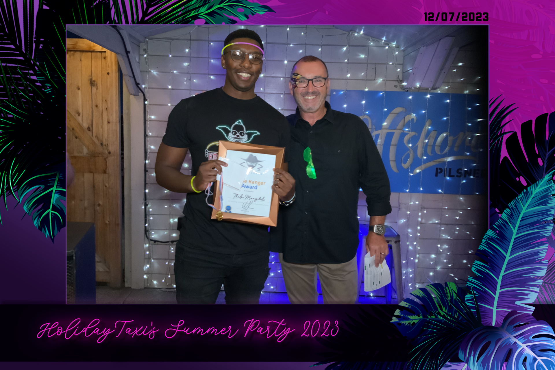 Holiday Taxi's Summer Party - Roaming Photos | View more photos from the event at gallery.freshbooths.com/u/FreshBooths/Holiday-Taxis-Summer-Party-Roaming-Photos