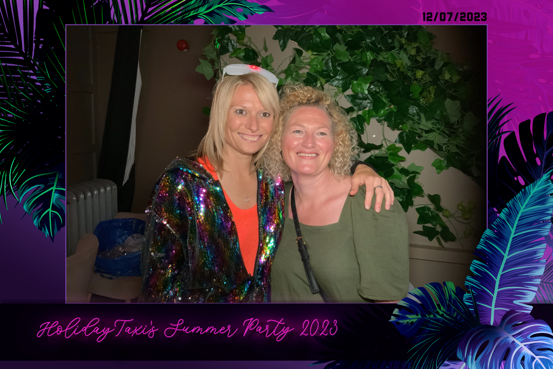 Holiday Taxi's Summer Party - Roaming Photos | View more photos from the event at gallery.freshbooths.com/u/FreshBooths/Holiday-Taxis-Summer-Party-Roaming-Photos