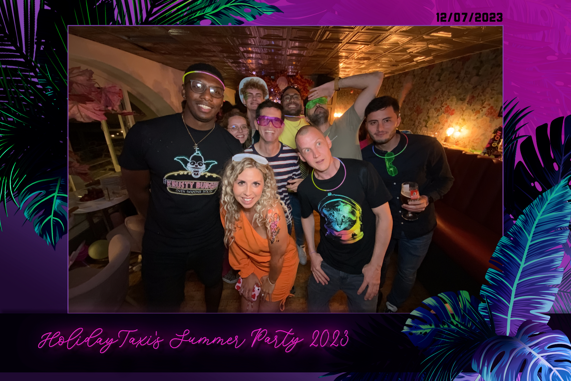 Holiday Taxi's Summer Party - Roaming Photos | View more photos from the event at gallery.freshbooths.com/u/FreshBooths/Holiday-Taxis-Summer-Party-Roaming-Photos
