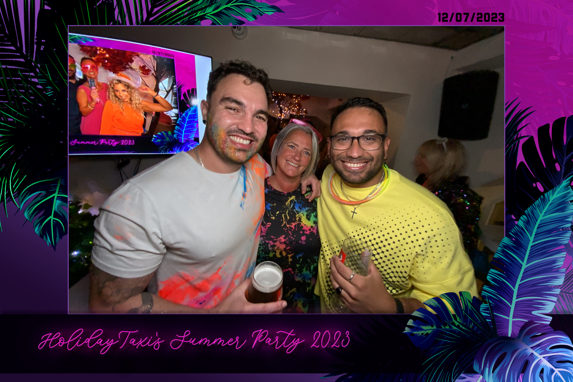 Holiday Taxi's Summer Party - Roaming Photos | View more photos from the event at gallery.freshbooths.com/u/FreshBooths/Holiday-Taxis-Summer-Party-Roaming-Photos