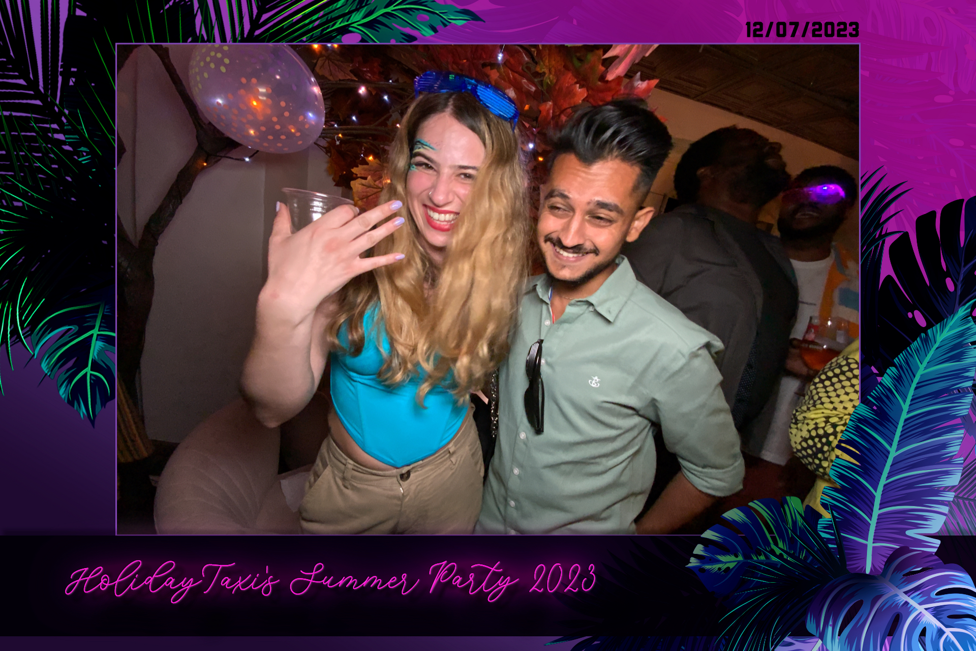 Holiday Taxi's Summer Party - Roaming Photos | View more photos from the event at gallery.freshbooths.com/u/FreshBooths/Holiday-Taxis-Summer-Party-Roaming-Photos