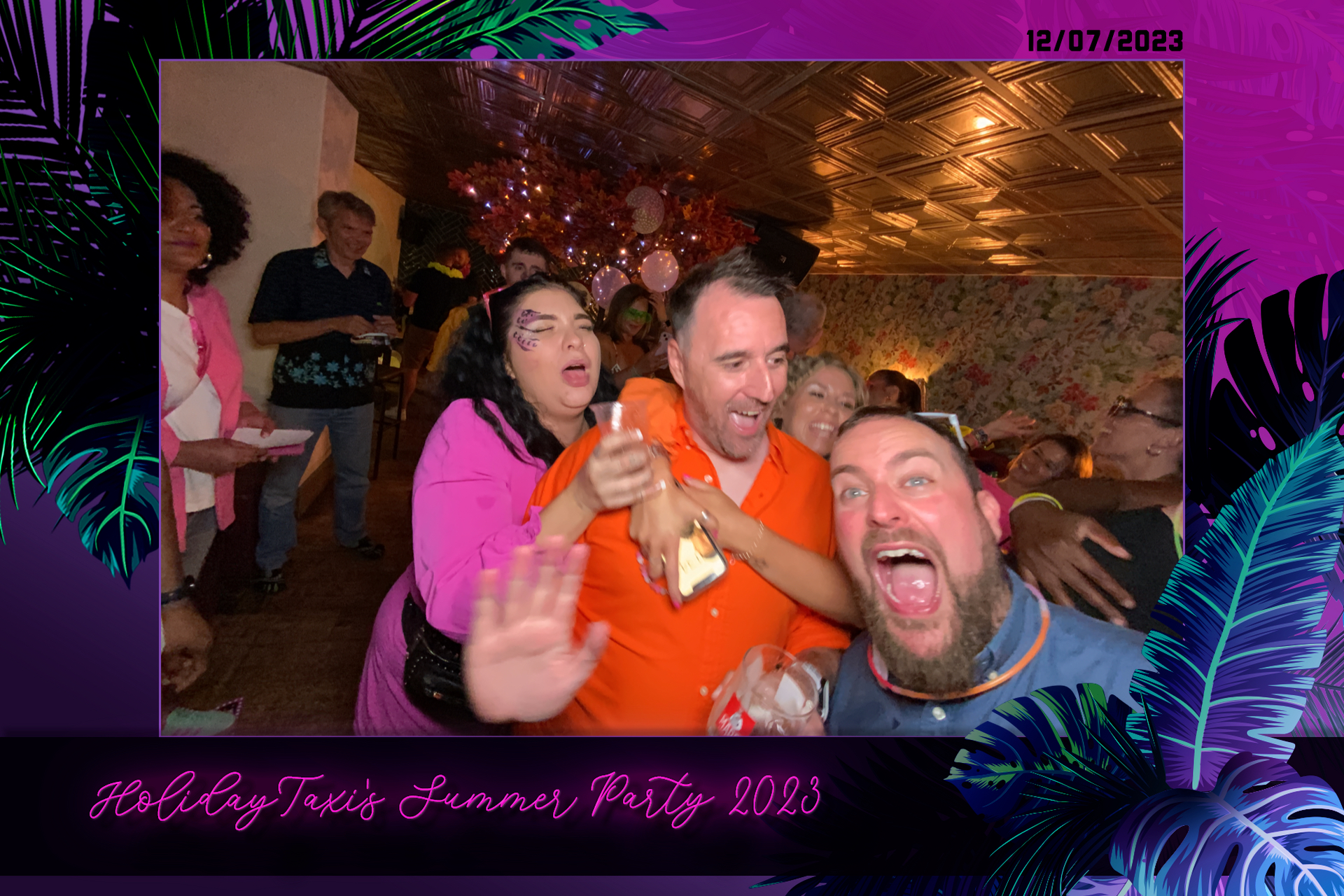 Holiday Taxi's Summer Party - Roaming Photos | View more photos from the event at gallery.freshbooths.com/u/FreshBooths/Holiday-Taxis-Summer-Party-Roaming-Photos