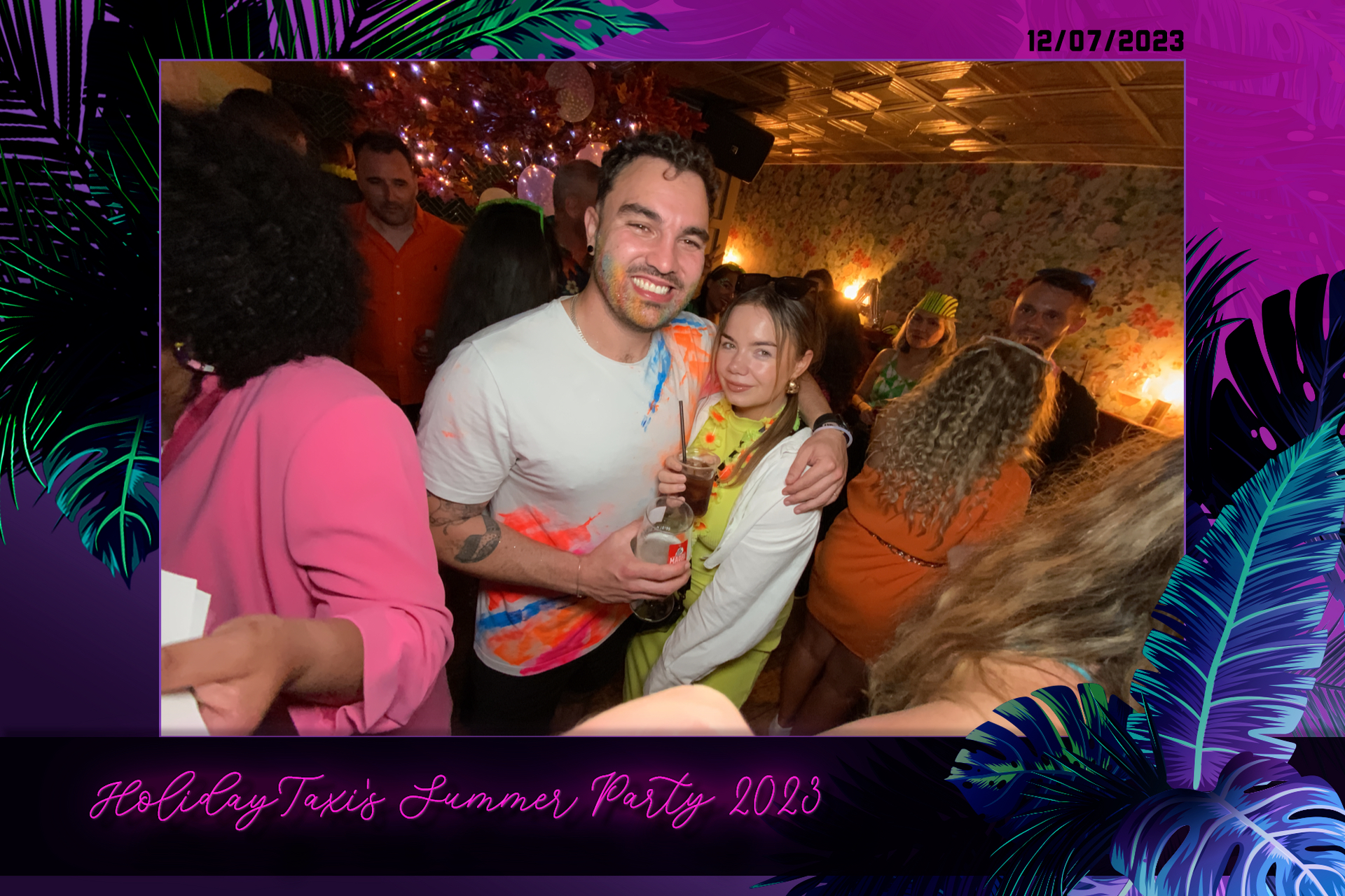 Holiday Taxi's Summer Party - Roaming Photos | View more photos from the event at gallery.freshbooths.com/u/FreshBooths/Holiday-Taxis-Summer-Party-Roaming-Photos