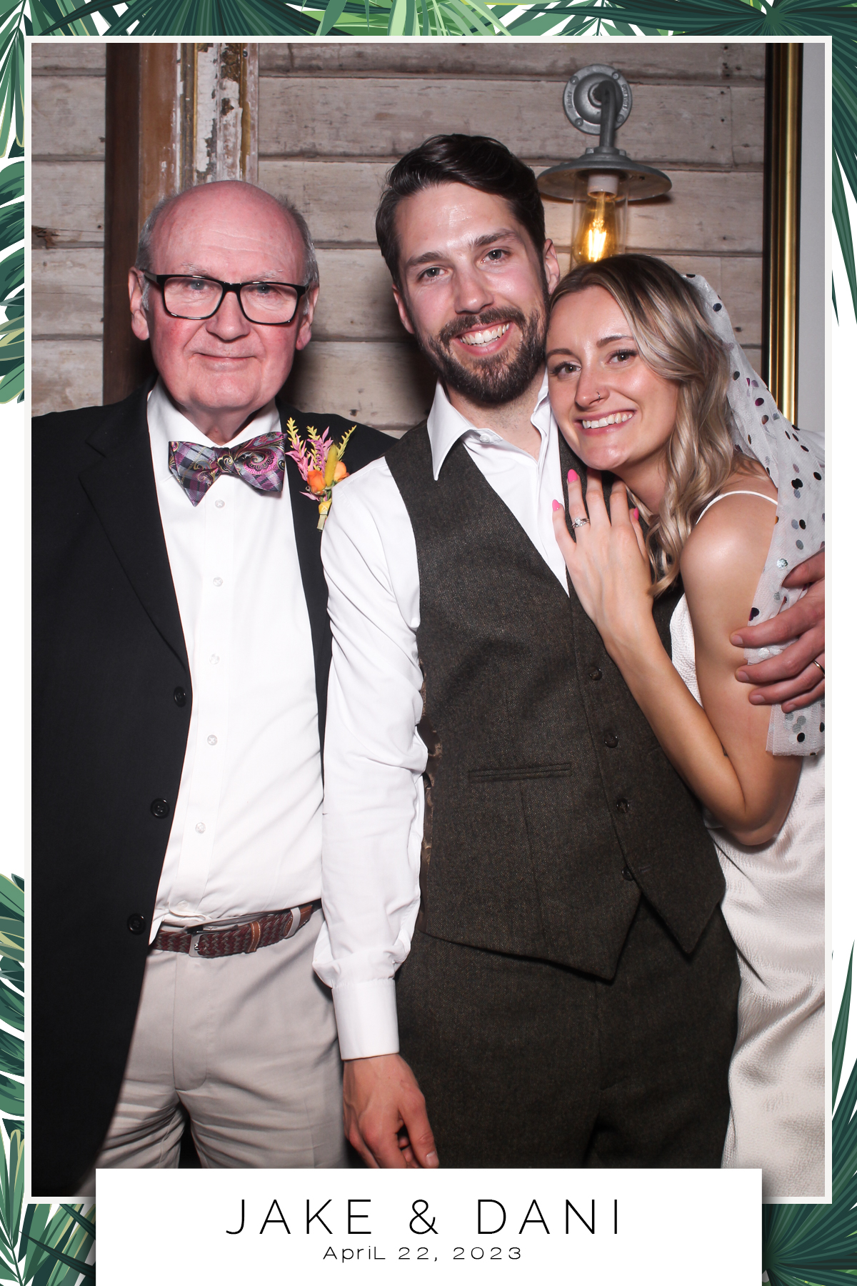 Jake & Dani - Selfie Mirror | View more photos from the event at gallery.freshbooths.com/u/FreshBooths/Jake-Dani-Selfie-Mirror