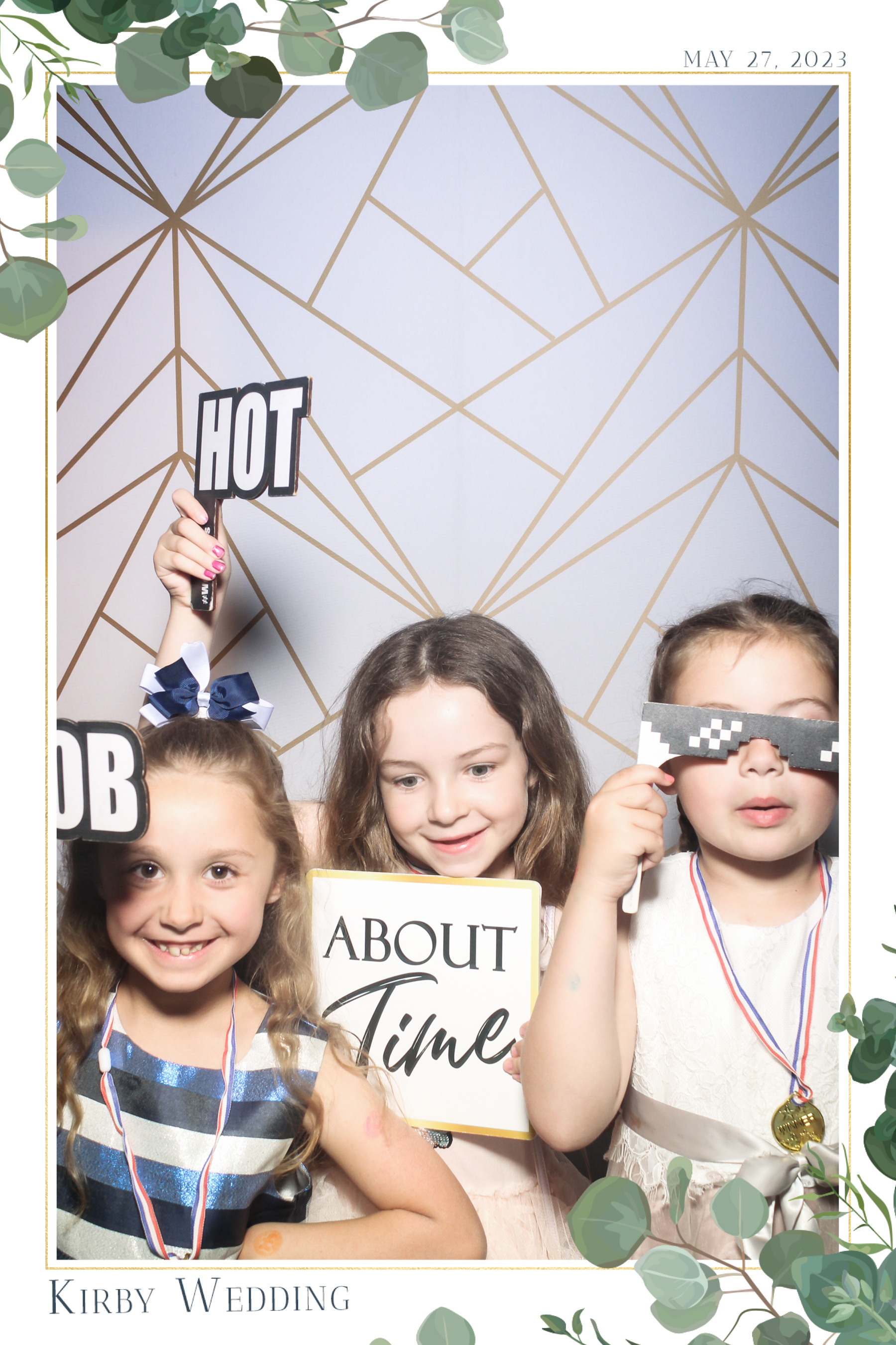 Kirby Wedding - Selfie Mirror | View more photos from the event at gallery.freshbooths.com/u/FreshBooths/Kirby-Wedding-Selfie-Mirror