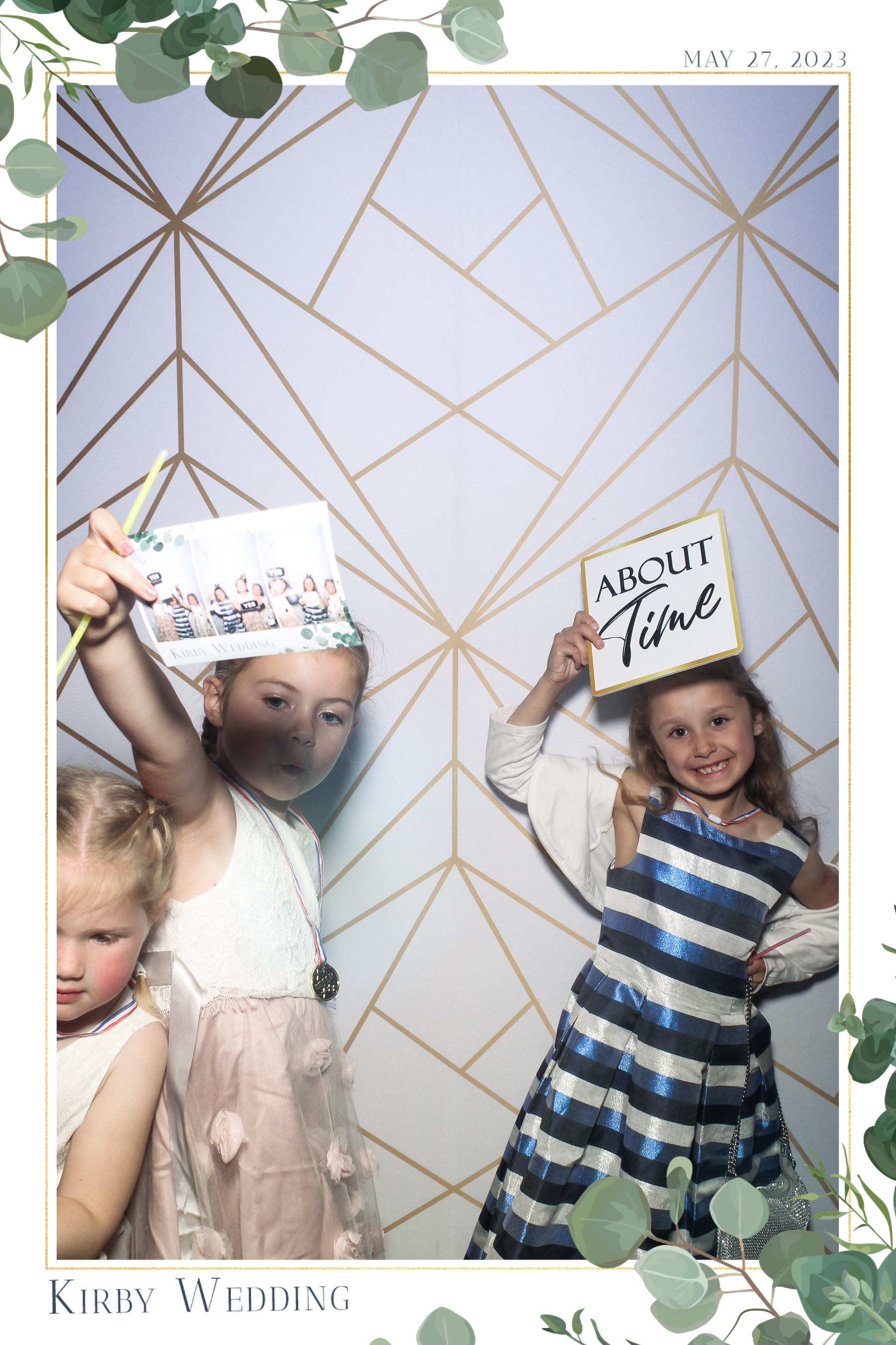 Kirby Wedding - Selfie Mirror | View more photos from the event at gallery.freshbooths.com/u/FreshBooths/Kirby-Wedding-Selfie-Mirror