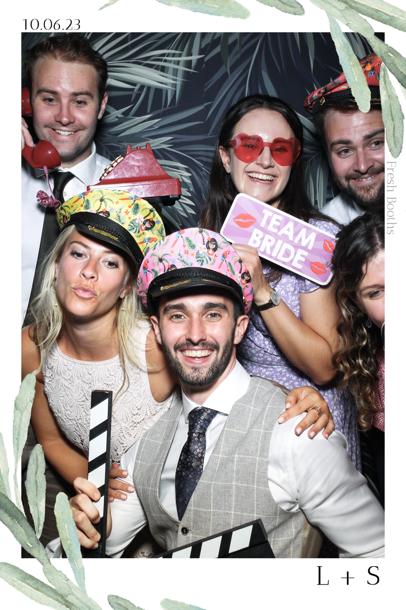 Lucy & Seb - Selfie Mirror | View more photos from the event at gallery.freshbooths.com/u/FreshBooths/Lucy-Seb-Selfie-Mirror
