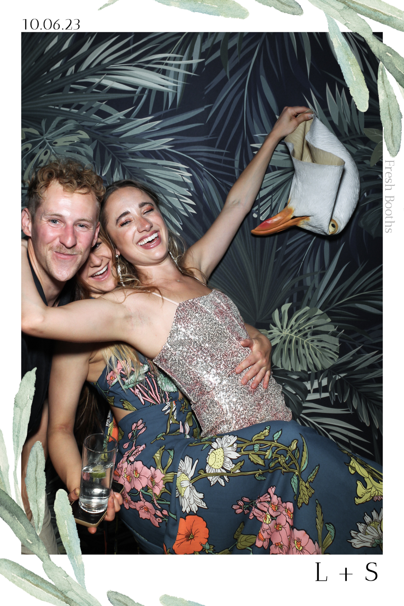 Lucy & Seb - Selfie Mirror | View more photos from the event at gallery.freshbooths.com/u/FreshBooths/Lucy-Seb-Selfie-Mirror