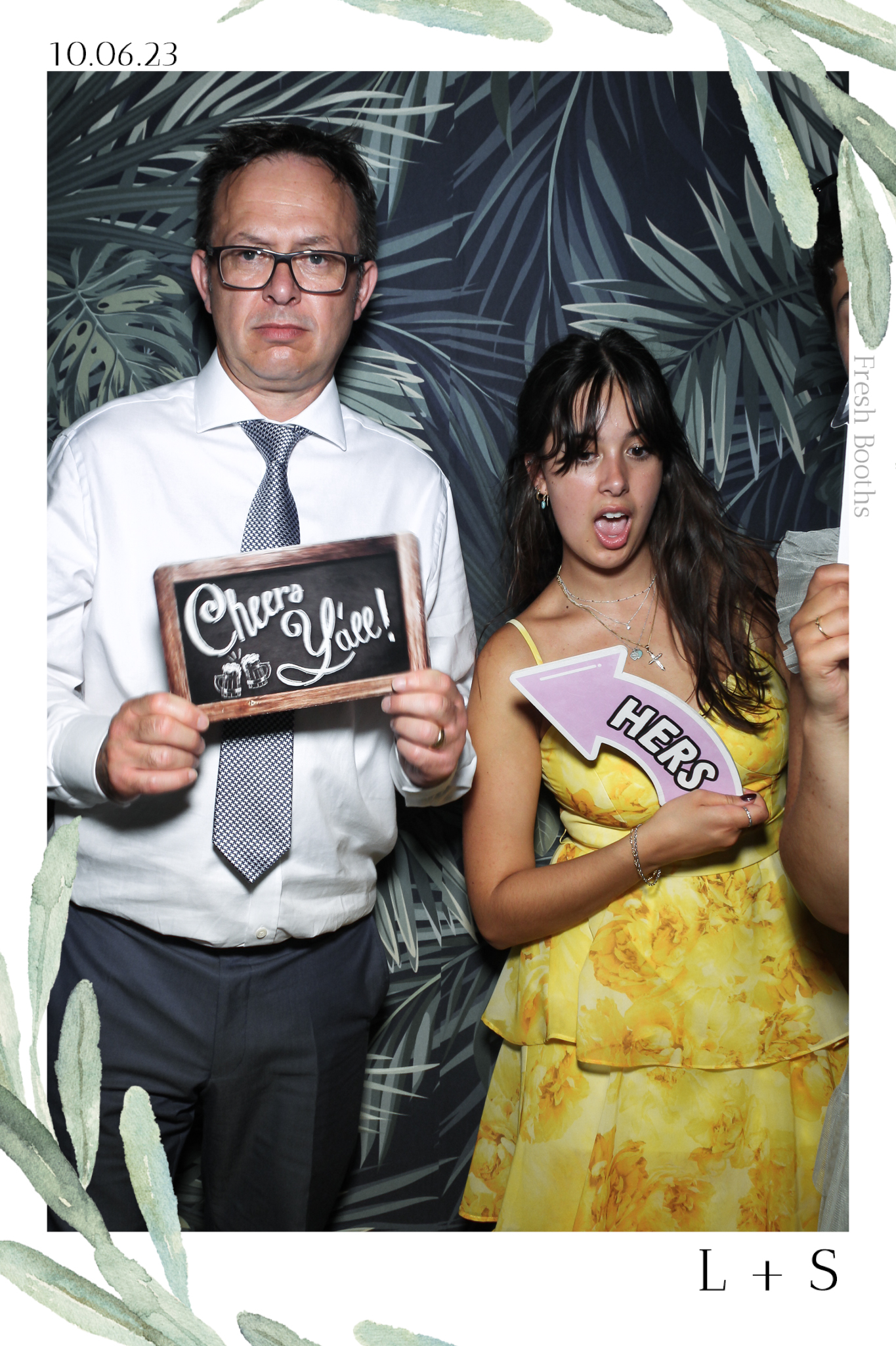 Lucy & Seb - Selfie Mirror | View more photos from the event at gallery.freshbooths.com/u/FreshBooths/Lucy-Seb-Selfie-Mirror