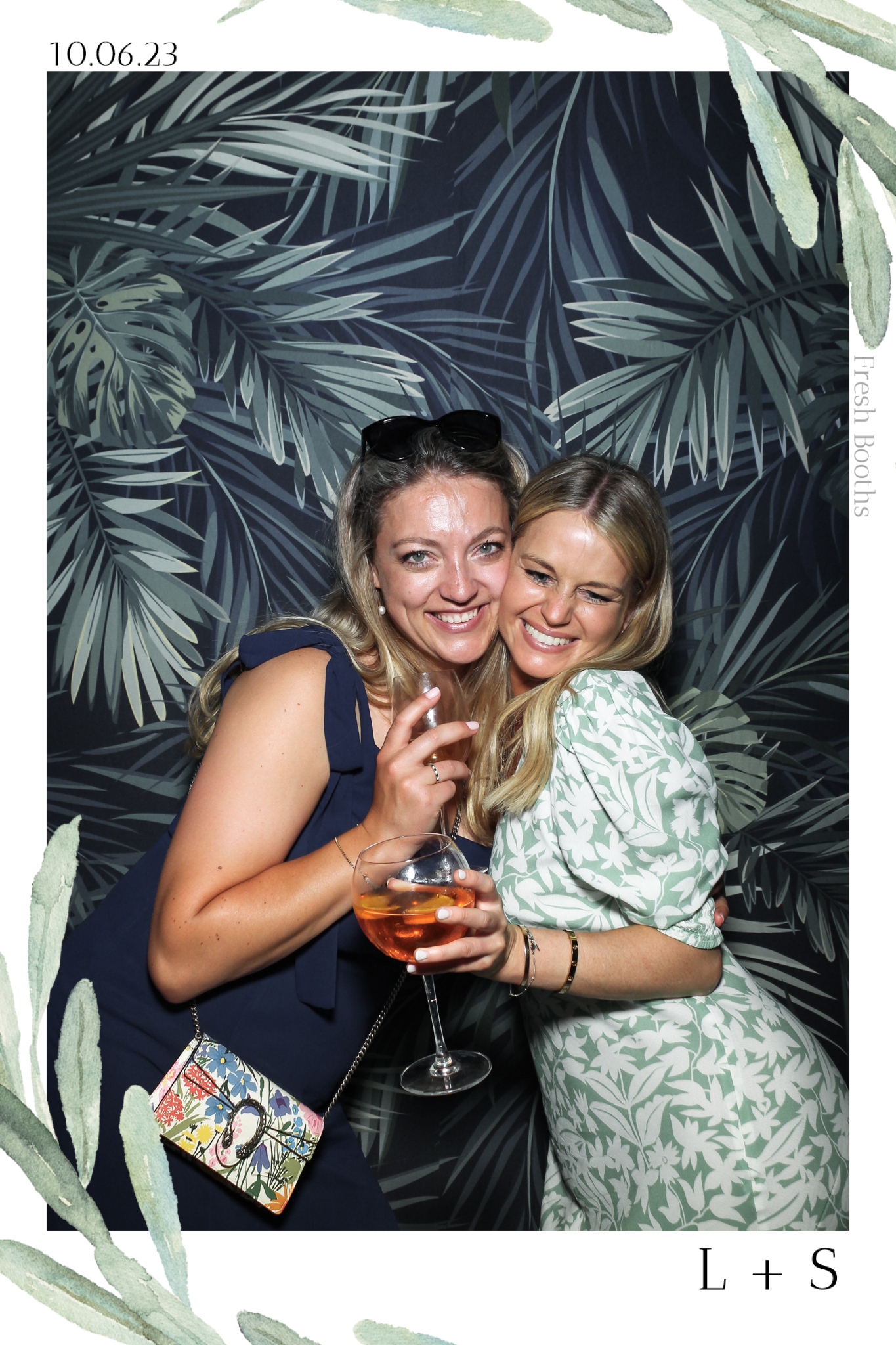 Lucy & Seb - Selfie Mirror | View more photos from the event at gallery.freshbooths.com/u/FreshBooths/Lucy-Seb-Selfie-Mirror