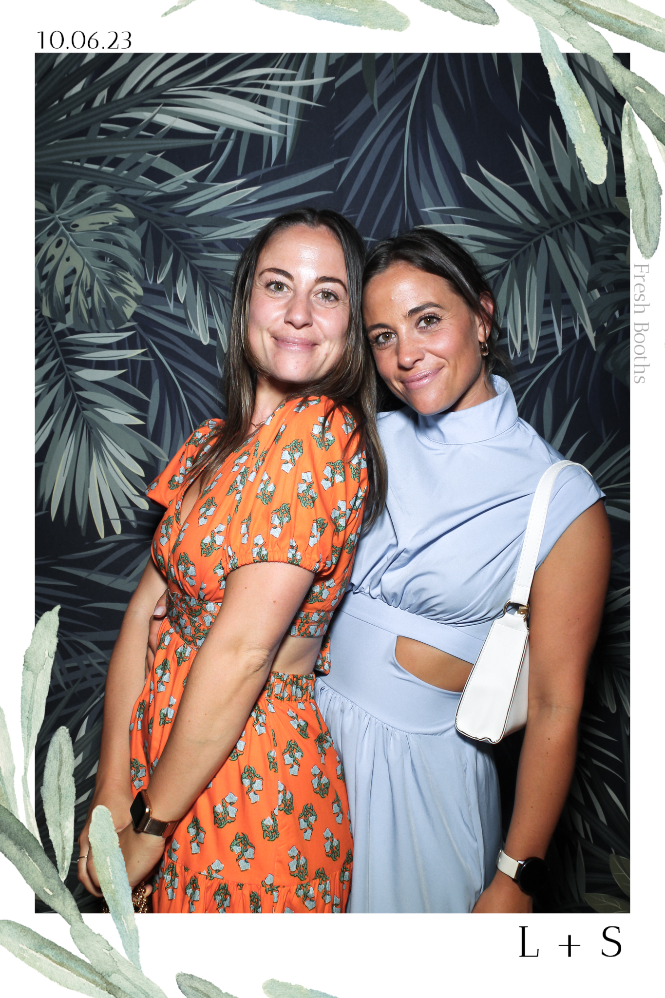 Lucy & Seb - Selfie Mirror | View more photos from the event at gallery.freshbooths.com/u/FreshBooths/Lucy-Seb-Selfie-Mirror