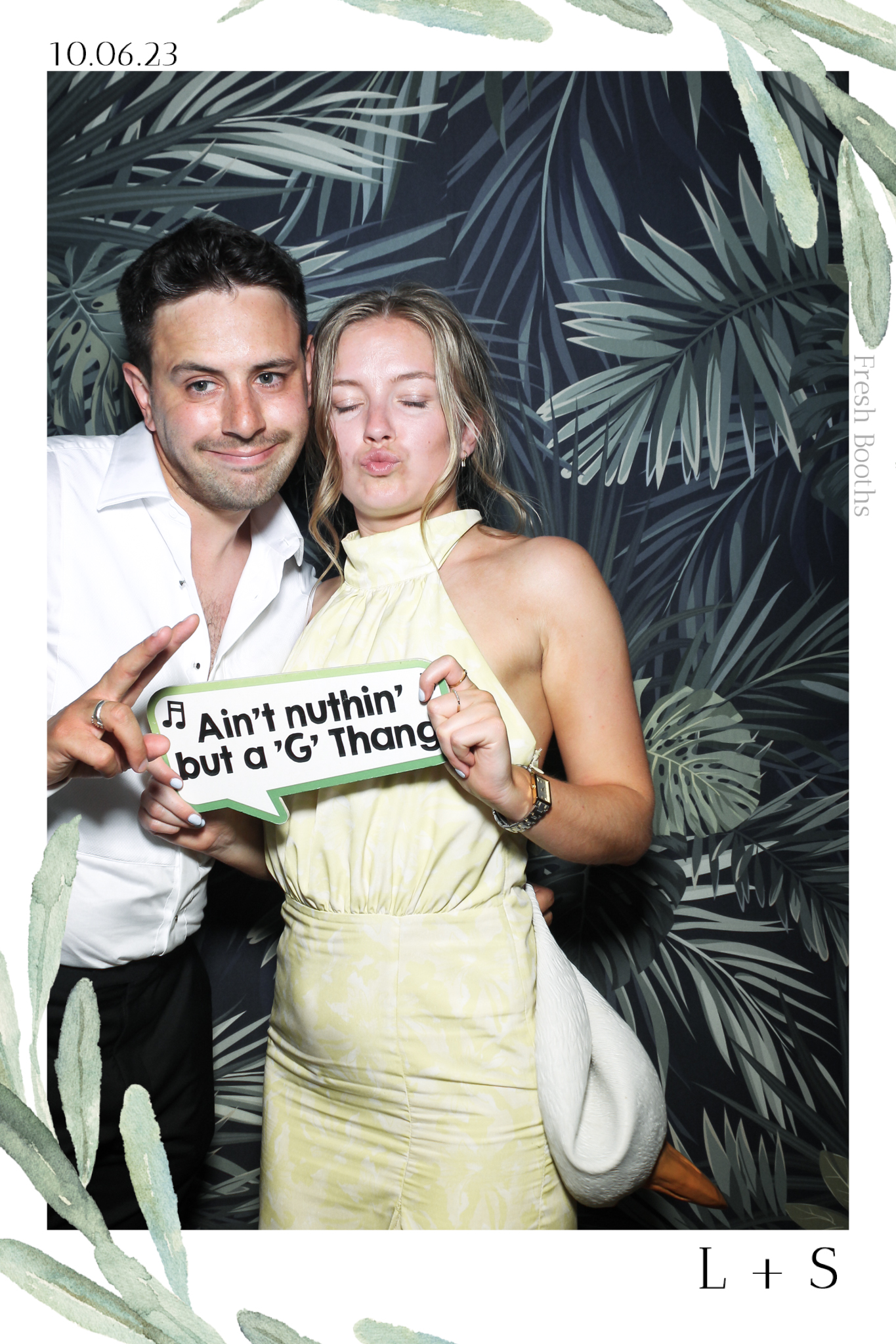 Lucy & Seb - Selfie Mirror | View more photos from the event at gallery.freshbooths.com/u/FreshBooths/Lucy-Seb-Selfie-Mirror