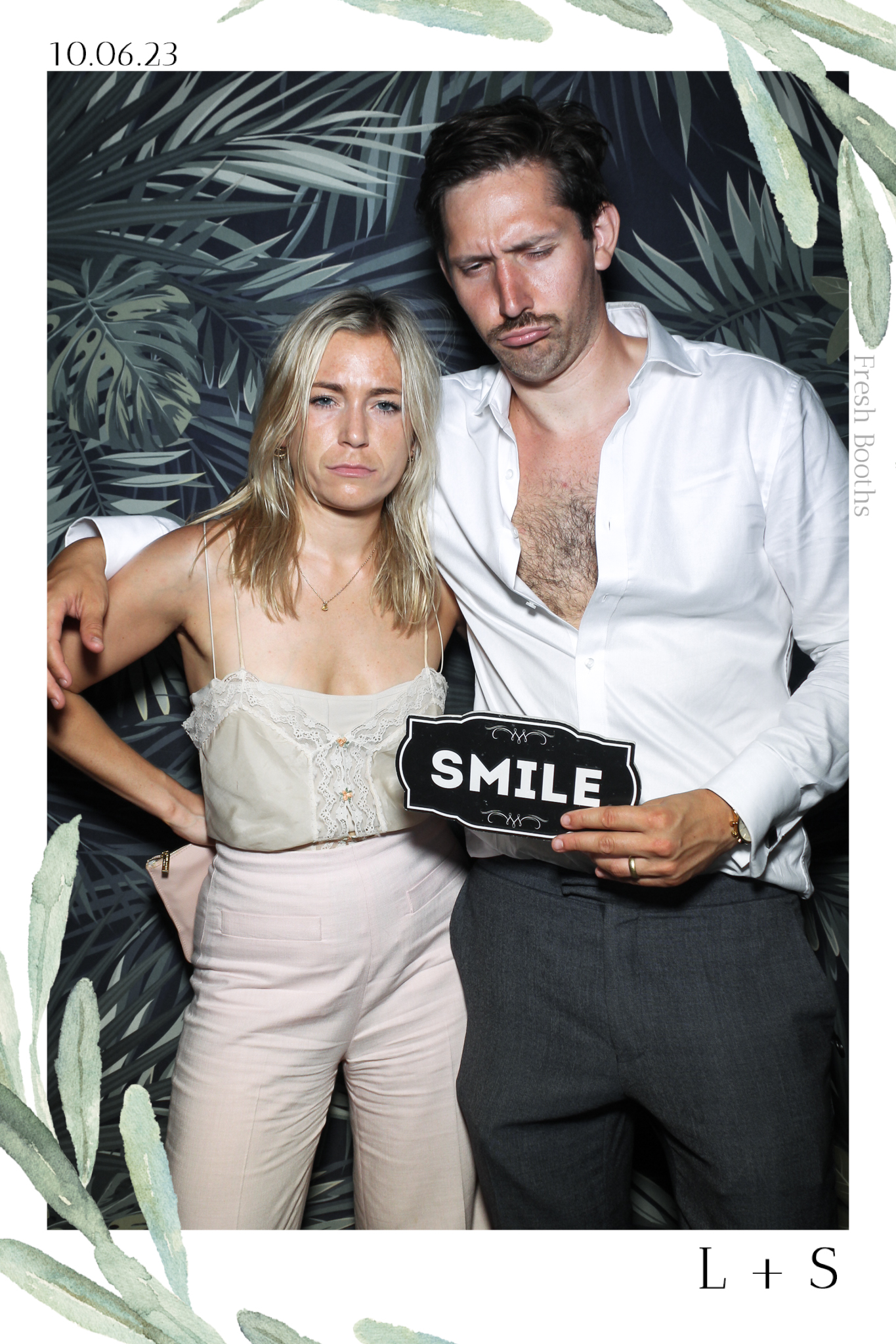 Lucy & Seb - Selfie Mirror | View more photos from the event at gallery.freshbooths.com/u/FreshBooths/Lucy-Seb-Selfie-Mirror