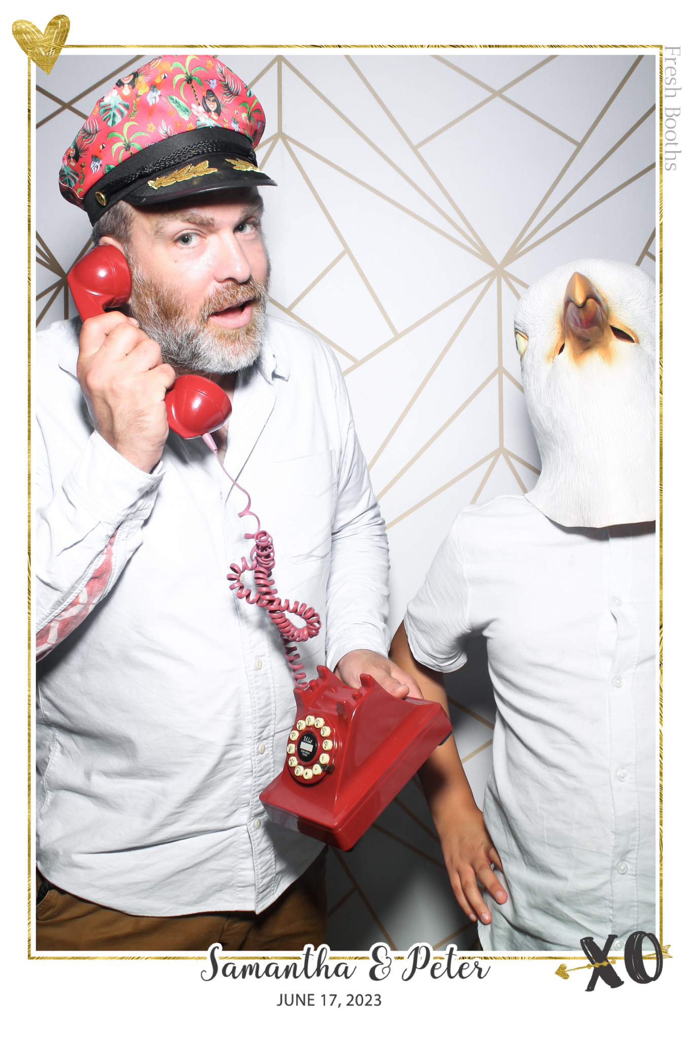 Peter & Sam - Selfie Mirror | View more photos from the event at gallery.freshbooths.com/u/FreshBooths/Peter-Sam-Selfie-Mirror