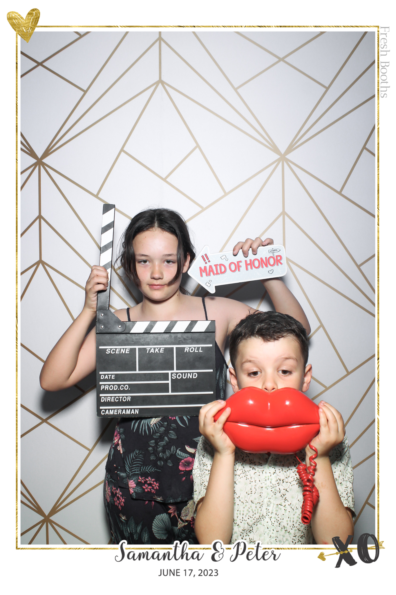 Peter & Sam - Selfie Mirror | View more photos from the event at gallery.freshbooths.com/u/FreshBooths/Peter-Sam-Selfie-Mirror