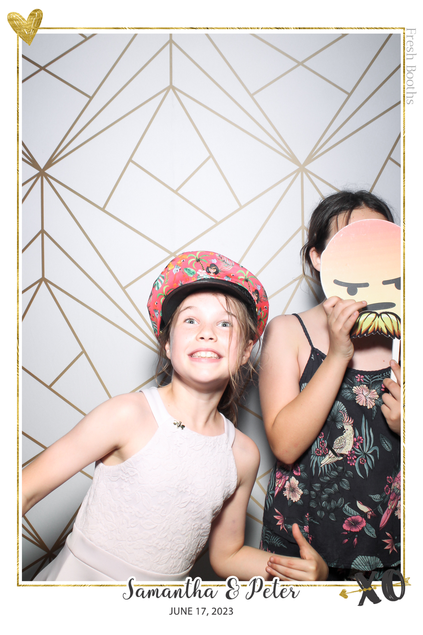 Peter & Sam - Selfie Mirror | View more photos from the event at gallery.freshbooths.com/u/FreshBooths/Peter-Sam-Selfie-Mirror