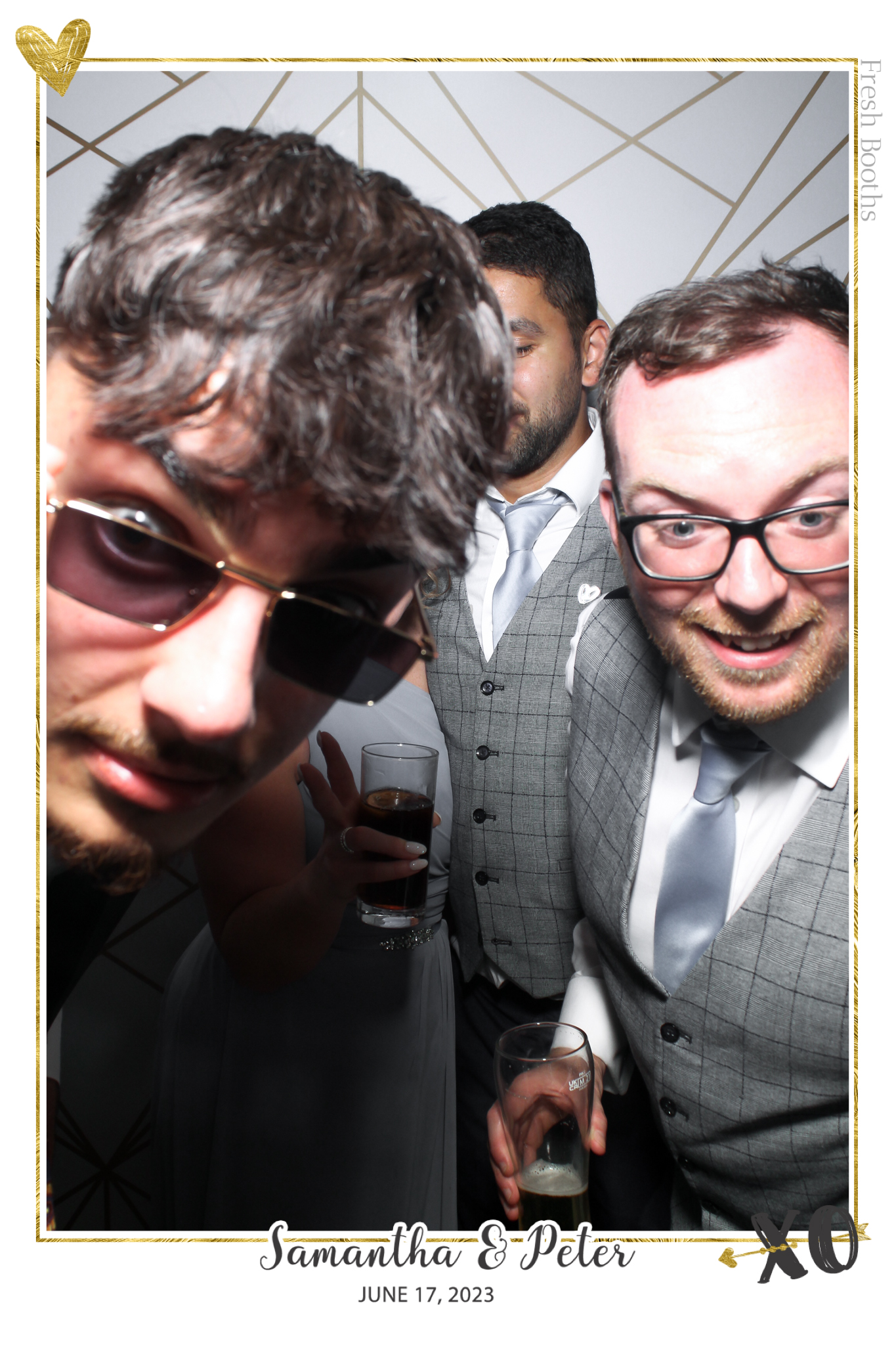 Peter & Sam - Selfie Mirror | View more photos from the event at gallery.freshbooths.com/u/FreshBooths/Peter-Sam-Selfie-Mirror