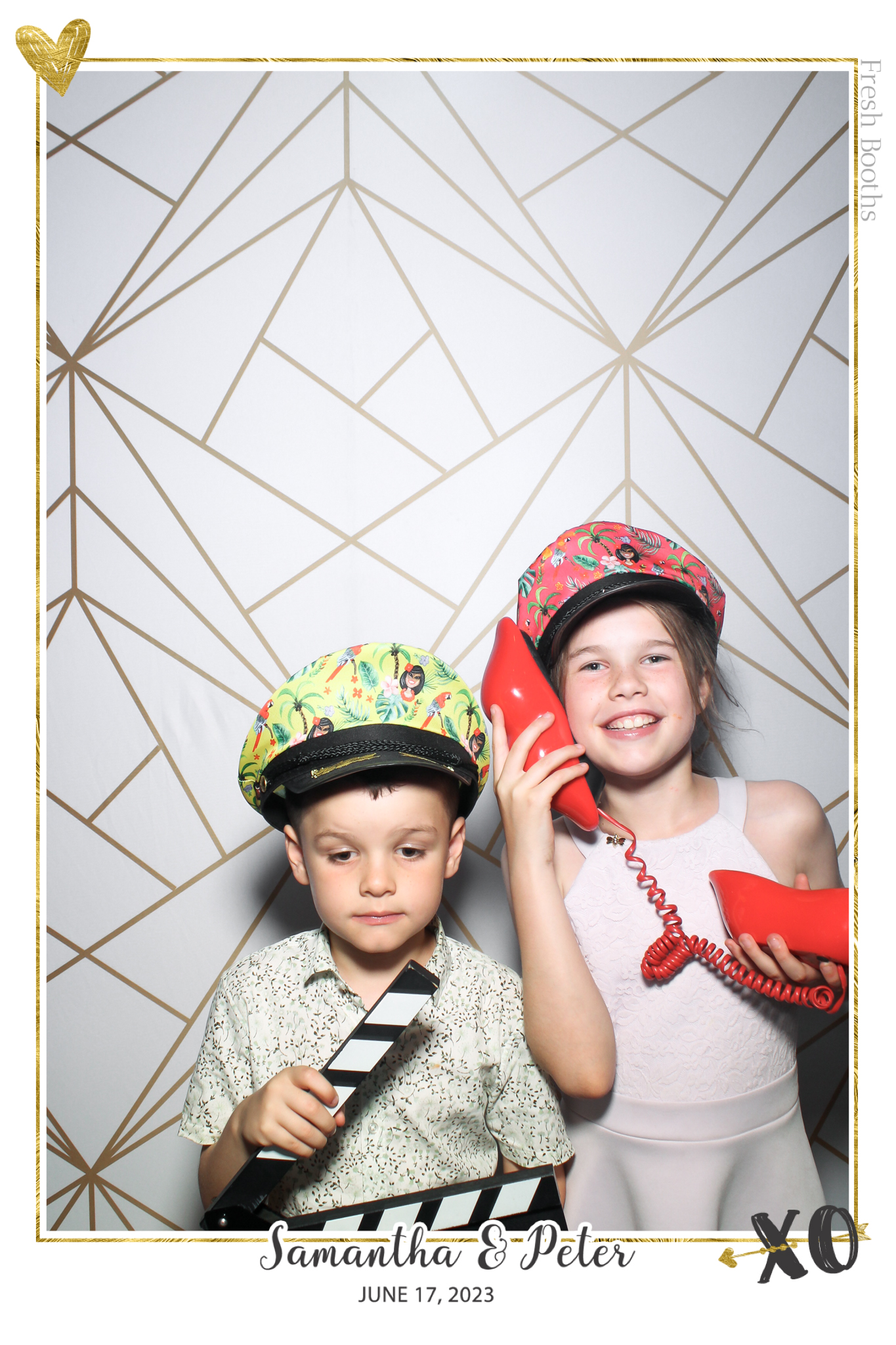 Peter & Sam - Selfie Mirror | View more photos from the event at gallery.freshbooths.com/u/FreshBooths/Peter-Sam-Selfie-Mirror
