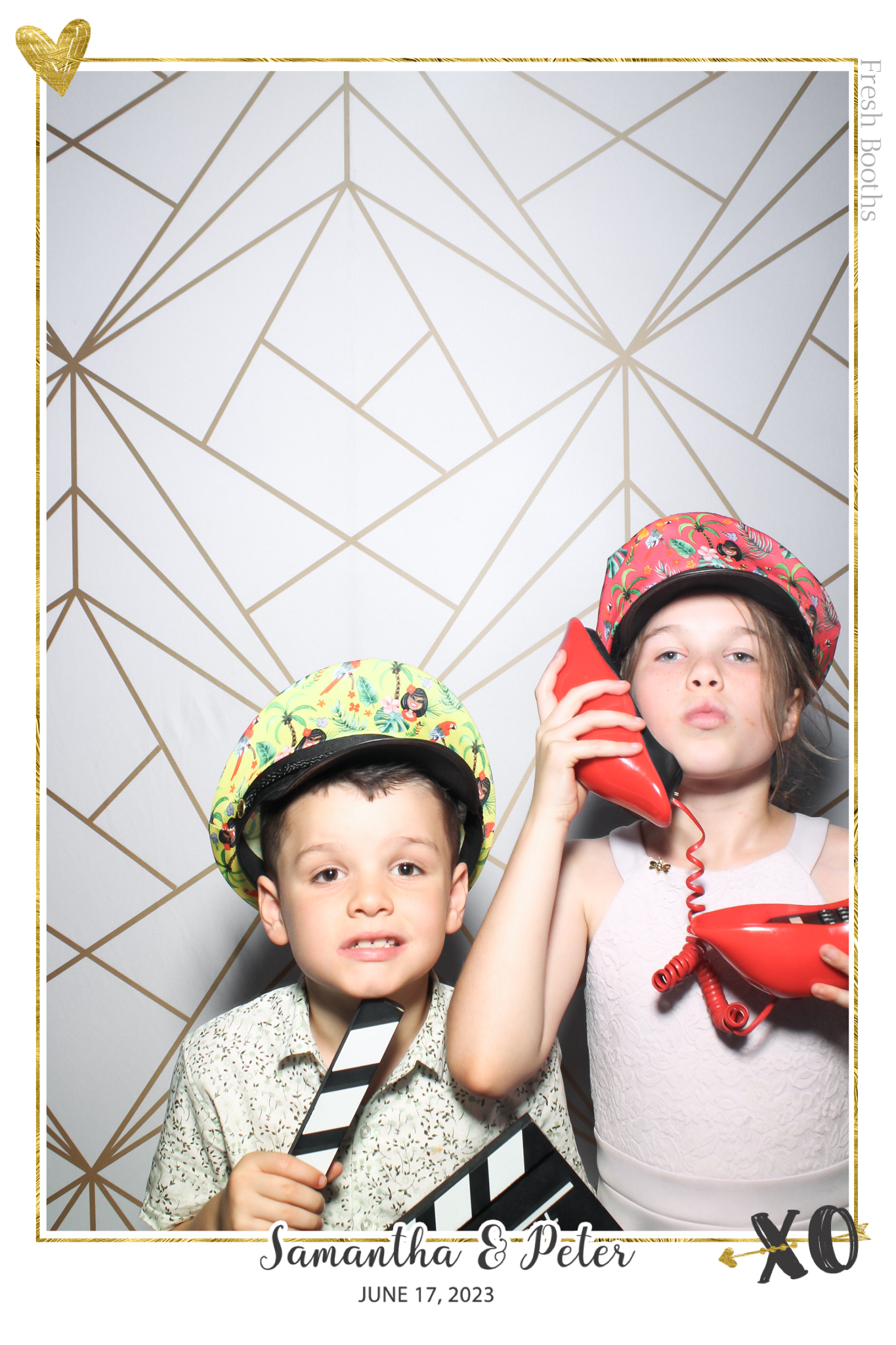 Peter & Sam - Selfie Mirror | View more photos from the event at gallery.freshbooths.com/u/FreshBooths/Peter-Sam-Selfie-Mirror