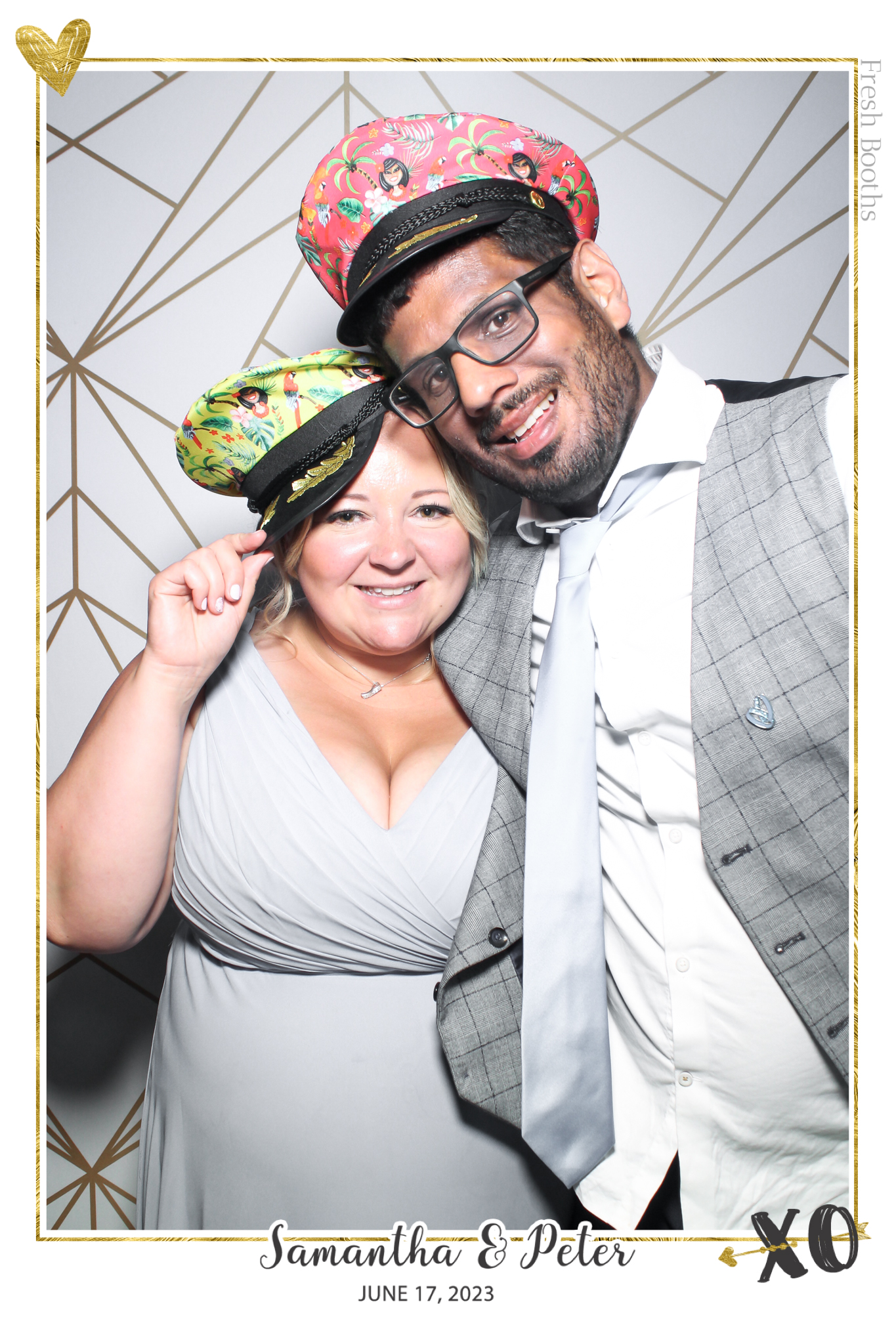 Peter & Sam - Selfie Mirror | View more photos from the event at gallery.freshbooths.com/u/FreshBooths/Peter-Sam-Selfie-Mirror