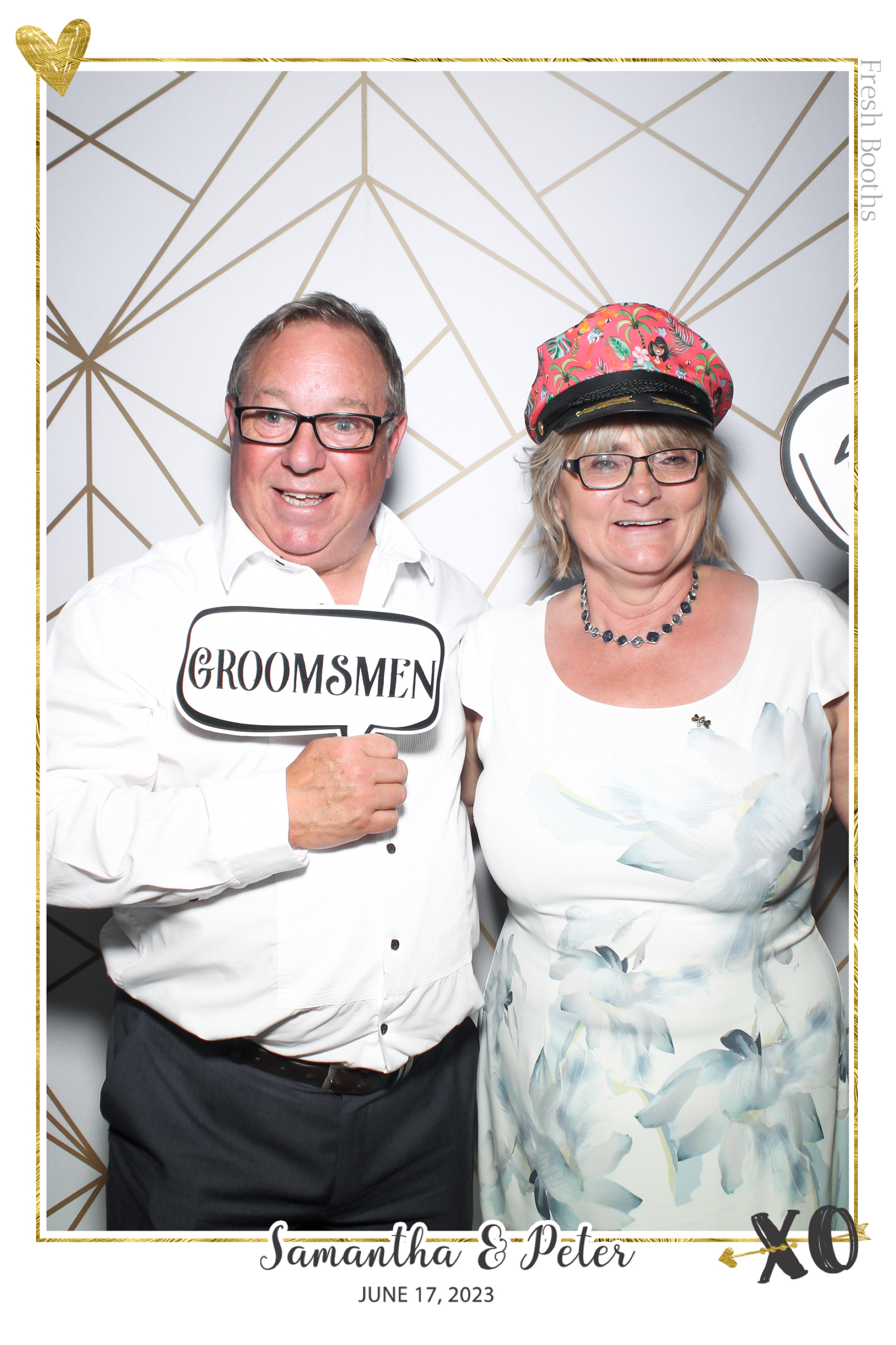 Peter & Sam - Selfie Mirror | View more photos from the event at gallery.freshbooths.com/u/FreshBooths/Peter-Sam-Selfie-Mirror