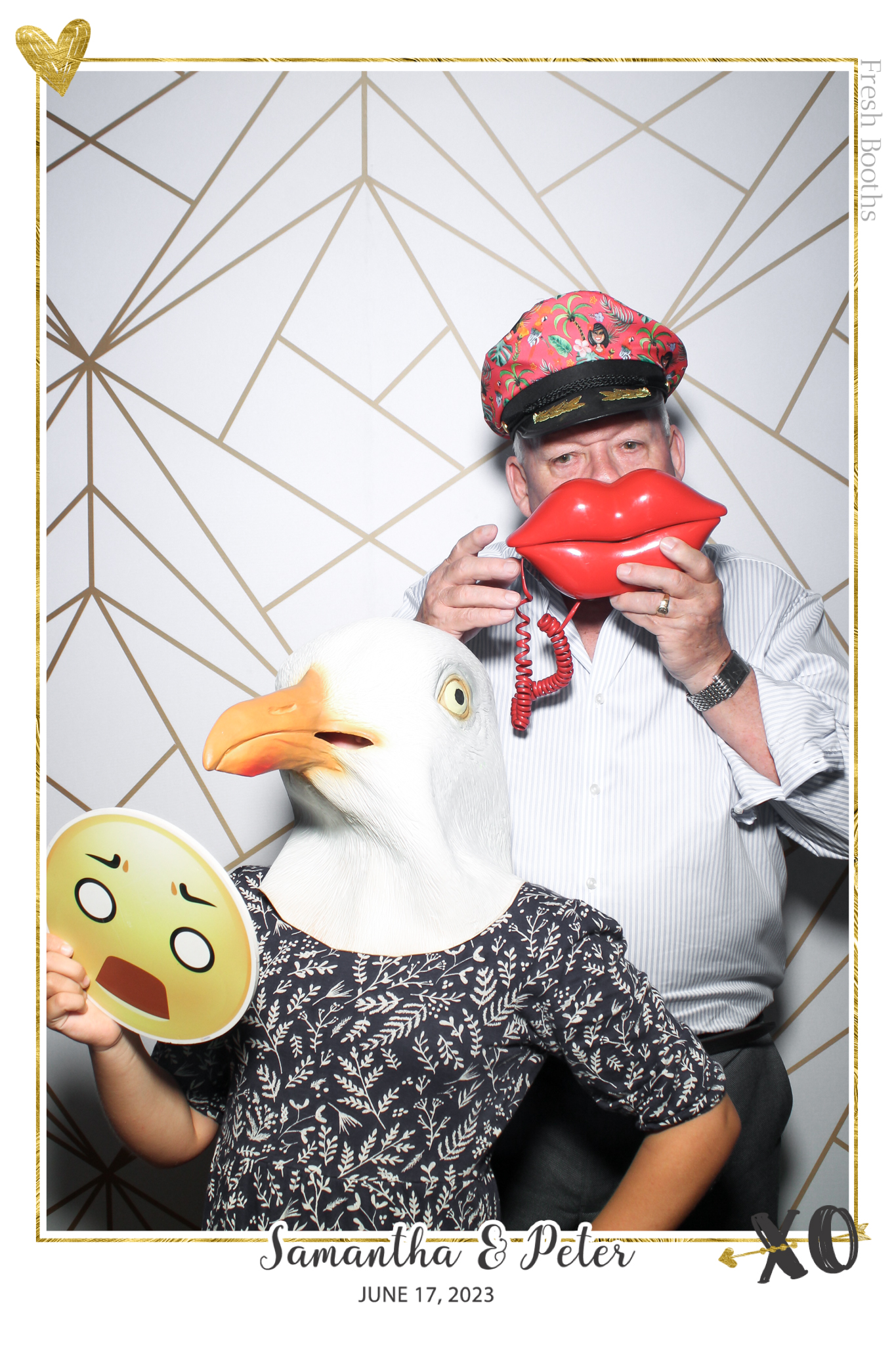 Peter & Sam - Selfie Mirror | View more photos from the event at gallery.freshbooths.com/u/FreshBooths/Peter-Sam-Selfie-Mirror