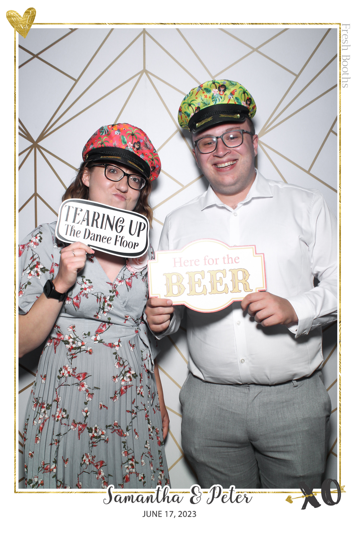 Peter & Sam - Selfie Mirror | View more photos from the event at gallery.freshbooths.com/u/FreshBooths/Peter-Sam-Selfie-Mirror