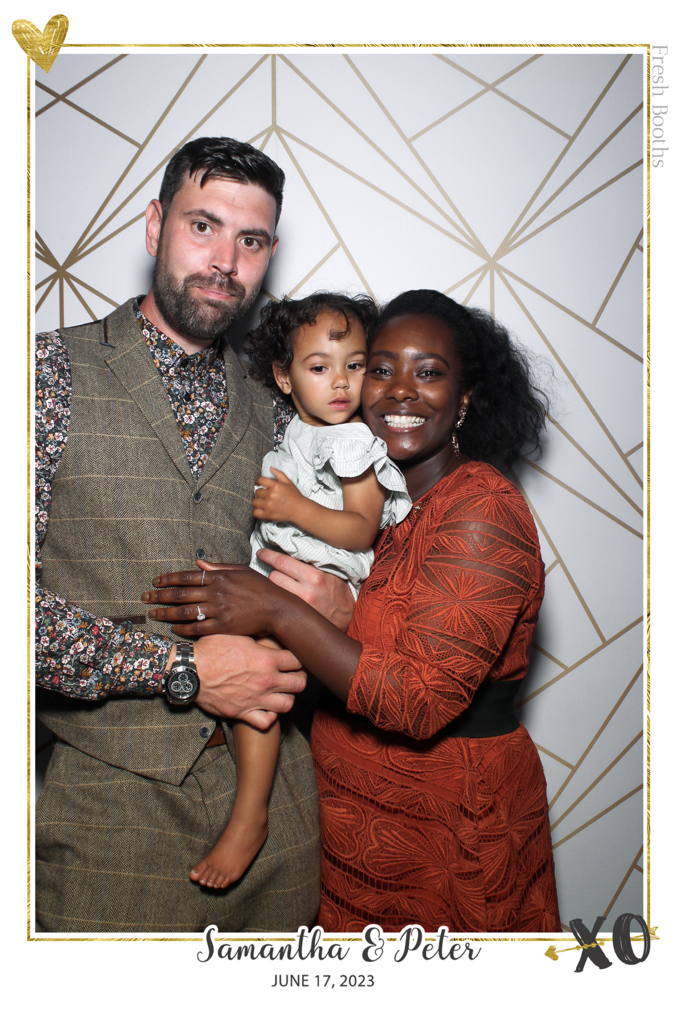 Peter & Sam - Selfie Mirror | View more photos from the event at gallery.freshbooths.com/u/FreshBooths/Peter-Sam-Selfie-Mirror