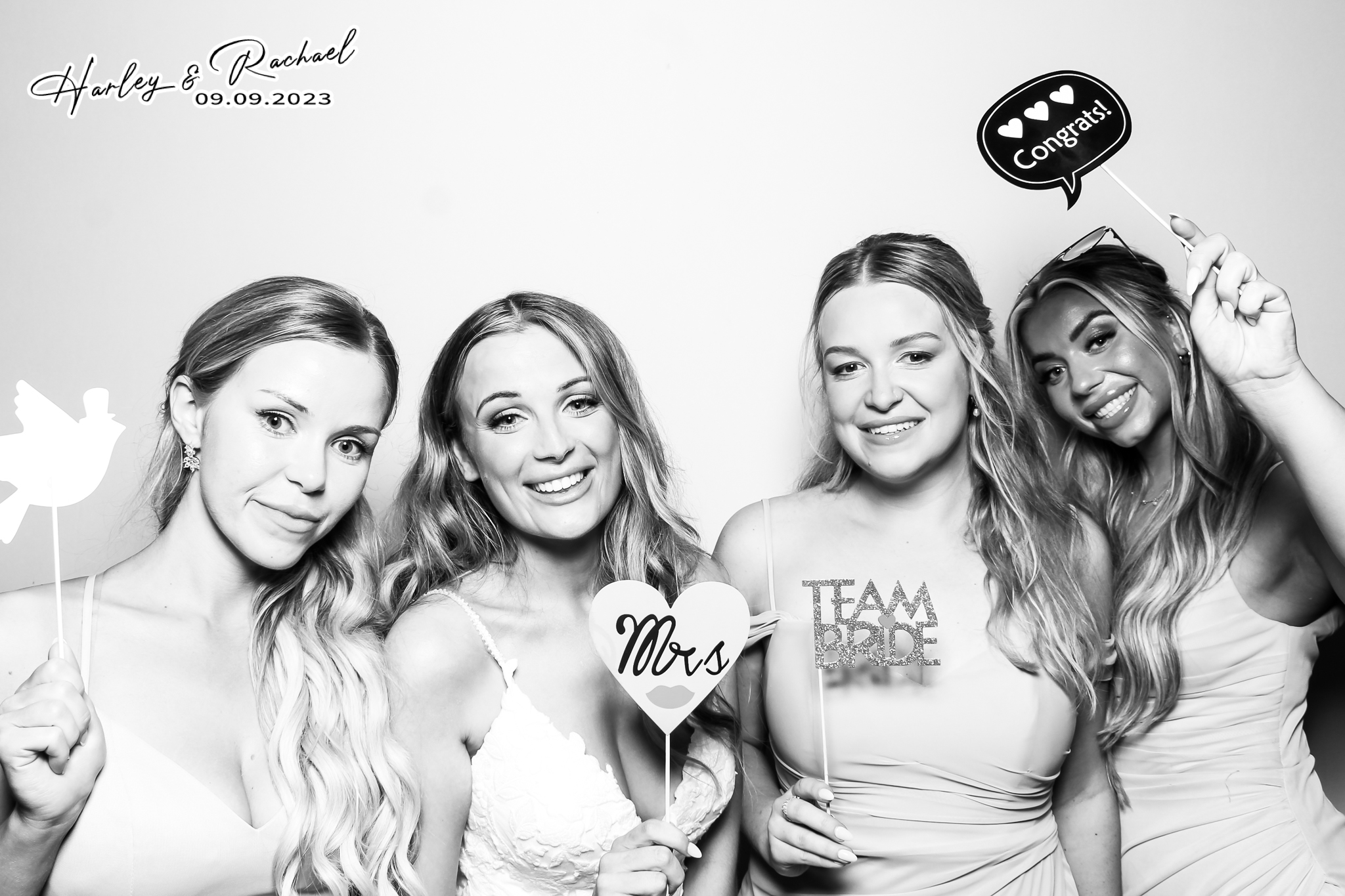The Perrios - Glamour Booth | View more photos from the event at gallery.freshbooths.com/u/FreshBooths/The-Perrios-Glamour-Booth