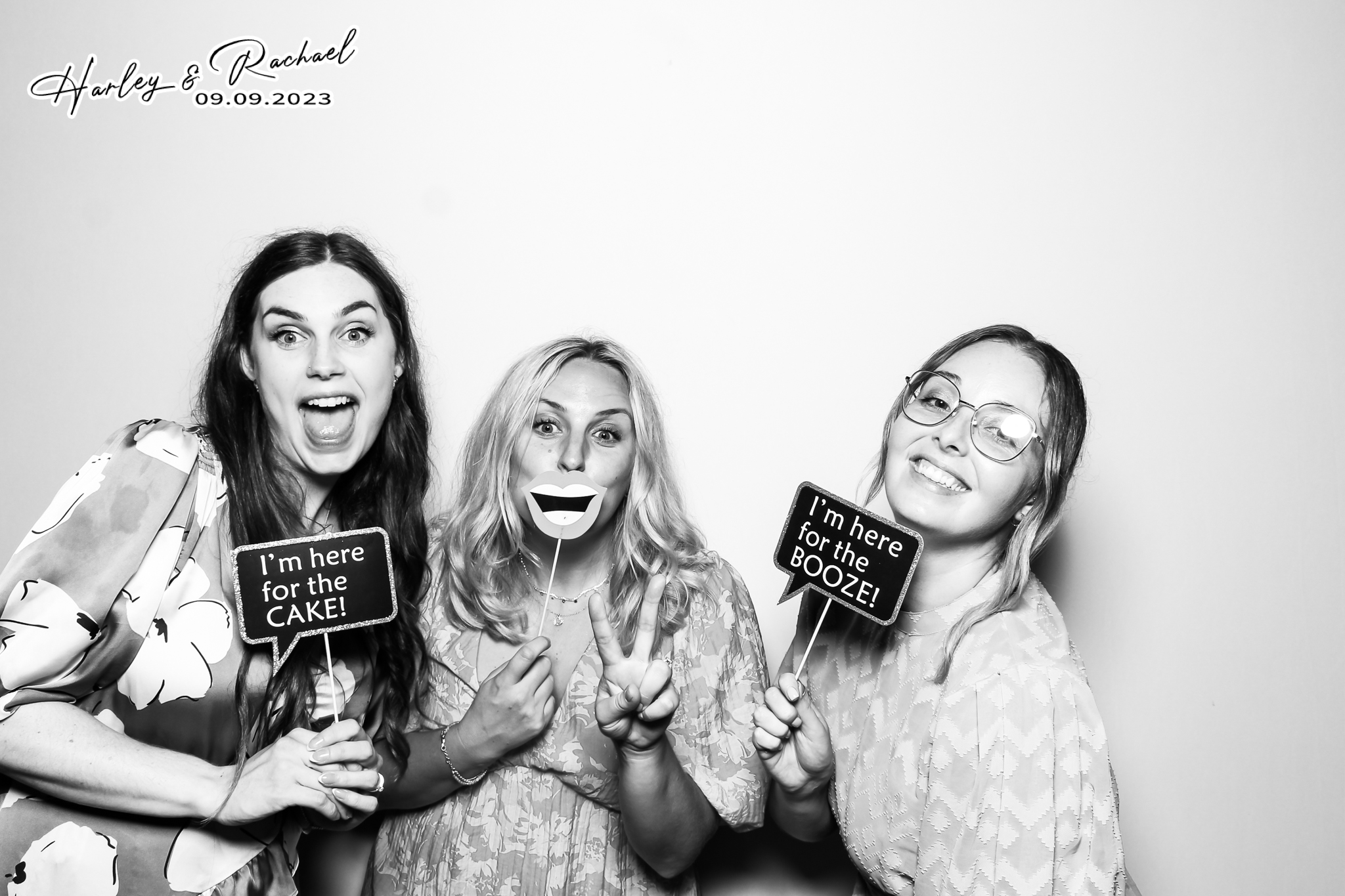 The Perrios - Glamour Booth | View more photos from the event at gallery.freshbooths.com/u/FreshBooths/The-Perrios-Glamour-Booth