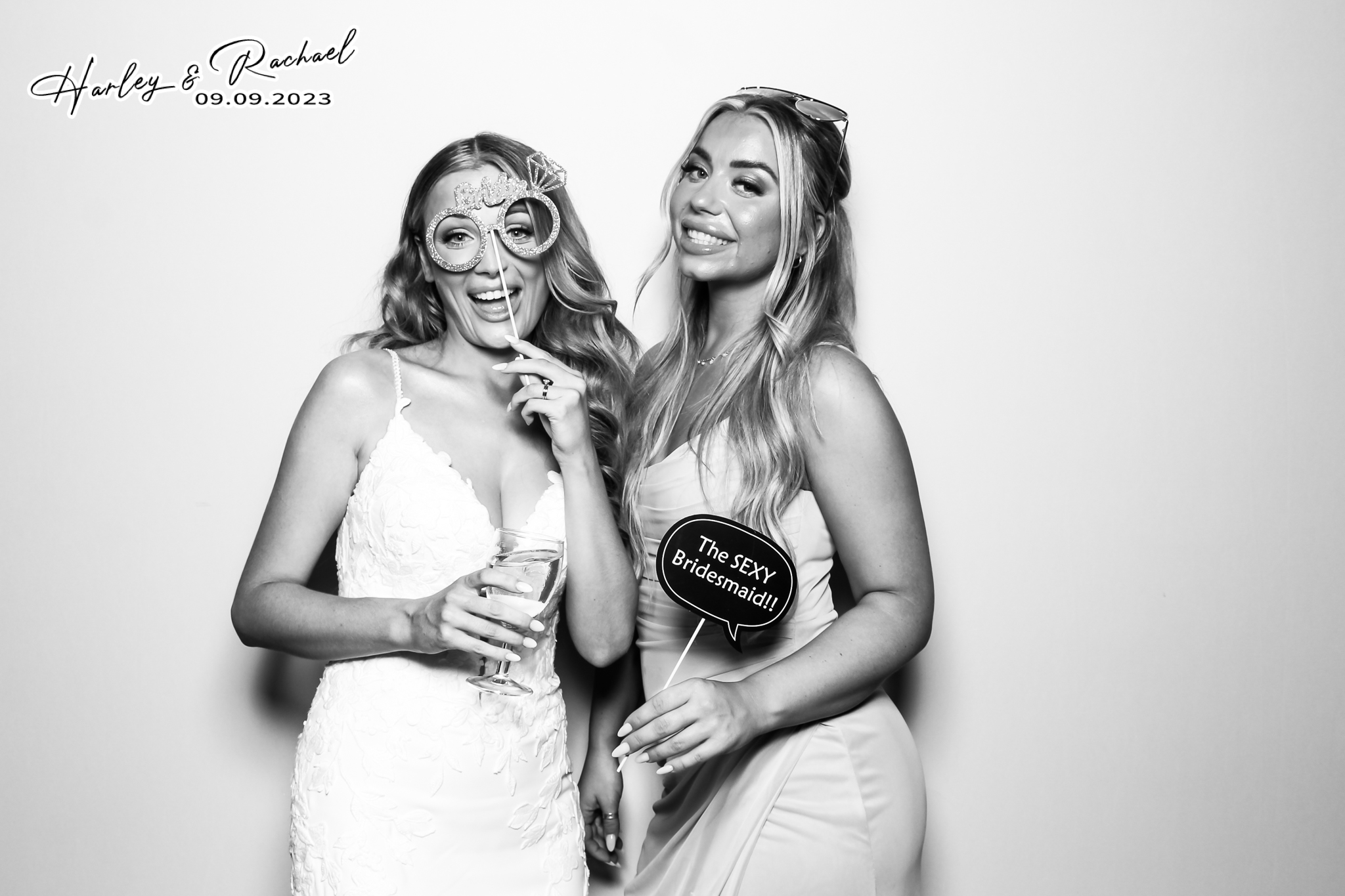 The Perrios - Glamour Booth | View more photos from the event at gallery.freshbooths.com/u/FreshBooths/The-Perrios-Glamour-Booth