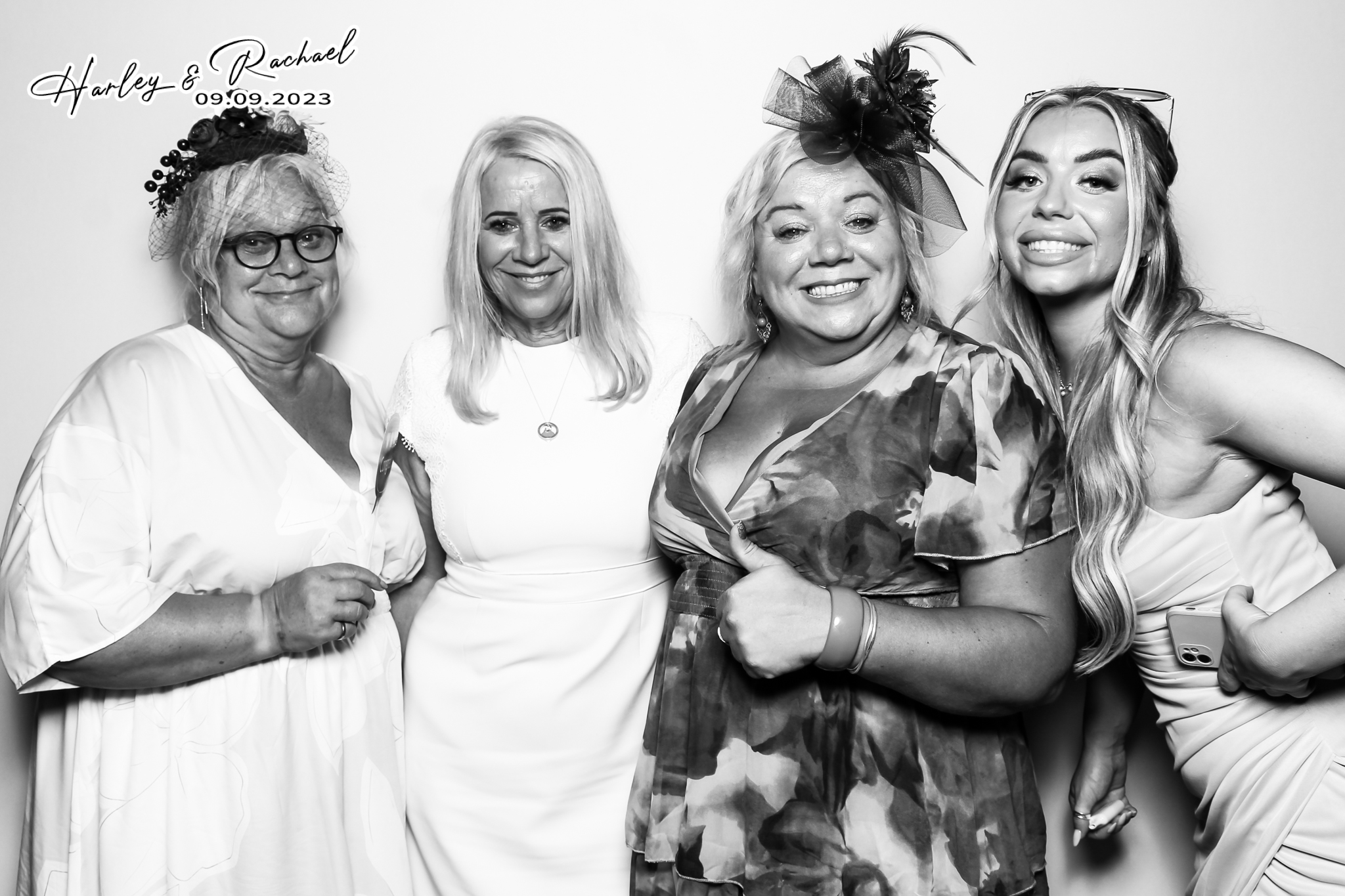 The Perrios - Glamour Booth | View more photos from the event at gallery.freshbooths.com/u/FreshBooths/The-Perrios-Glamour-Booth