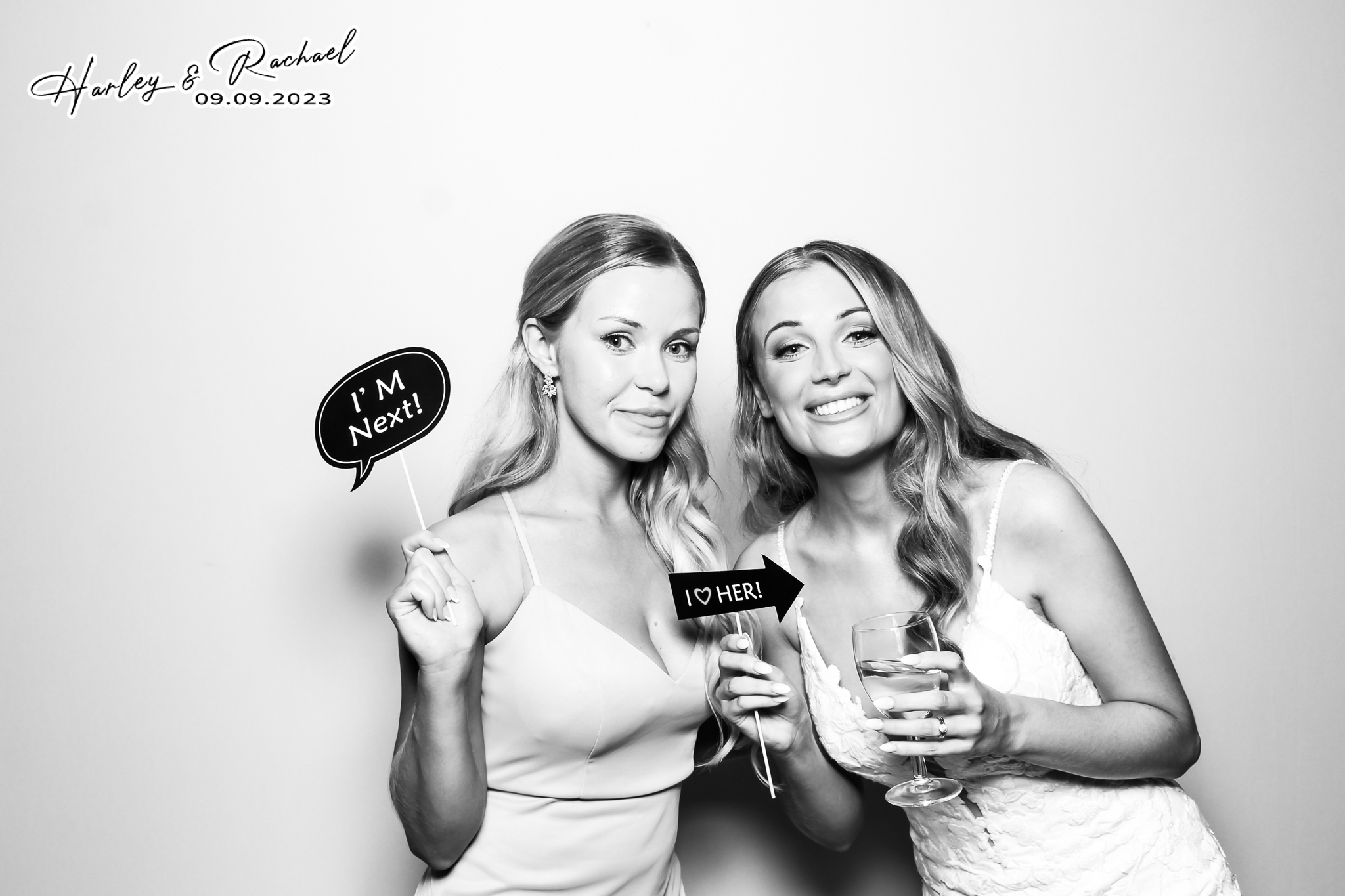 The Perrios - Glamour Booth | View more photos from the event at gallery.freshbooths.com/u/FreshBooths/The-Perrios-Glamour-Booth