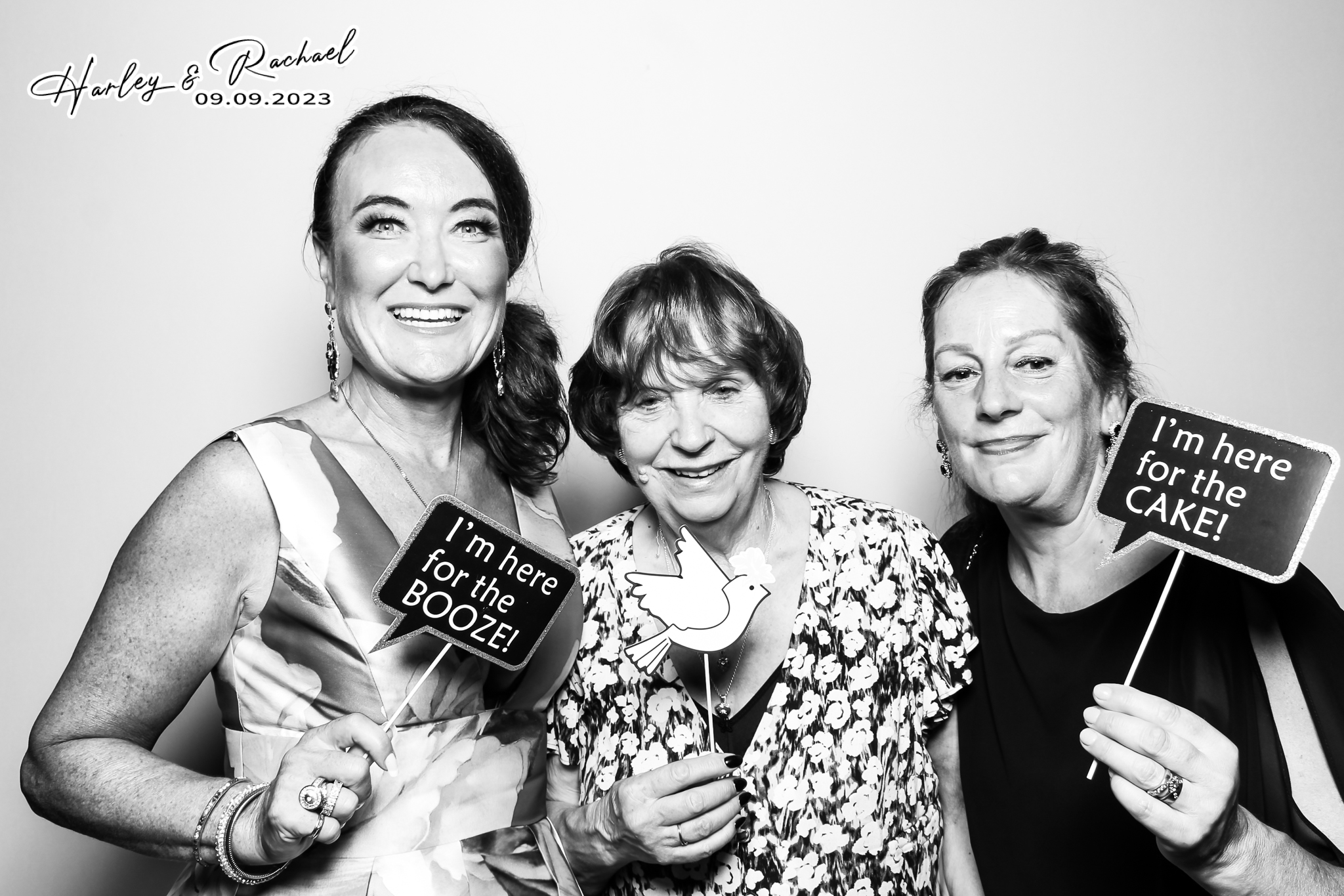 The Perrios - Glamour Booth | View more photos from the event at gallery.freshbooths.com/u/FreshBooths/The-Perrios-Glamour-Booth