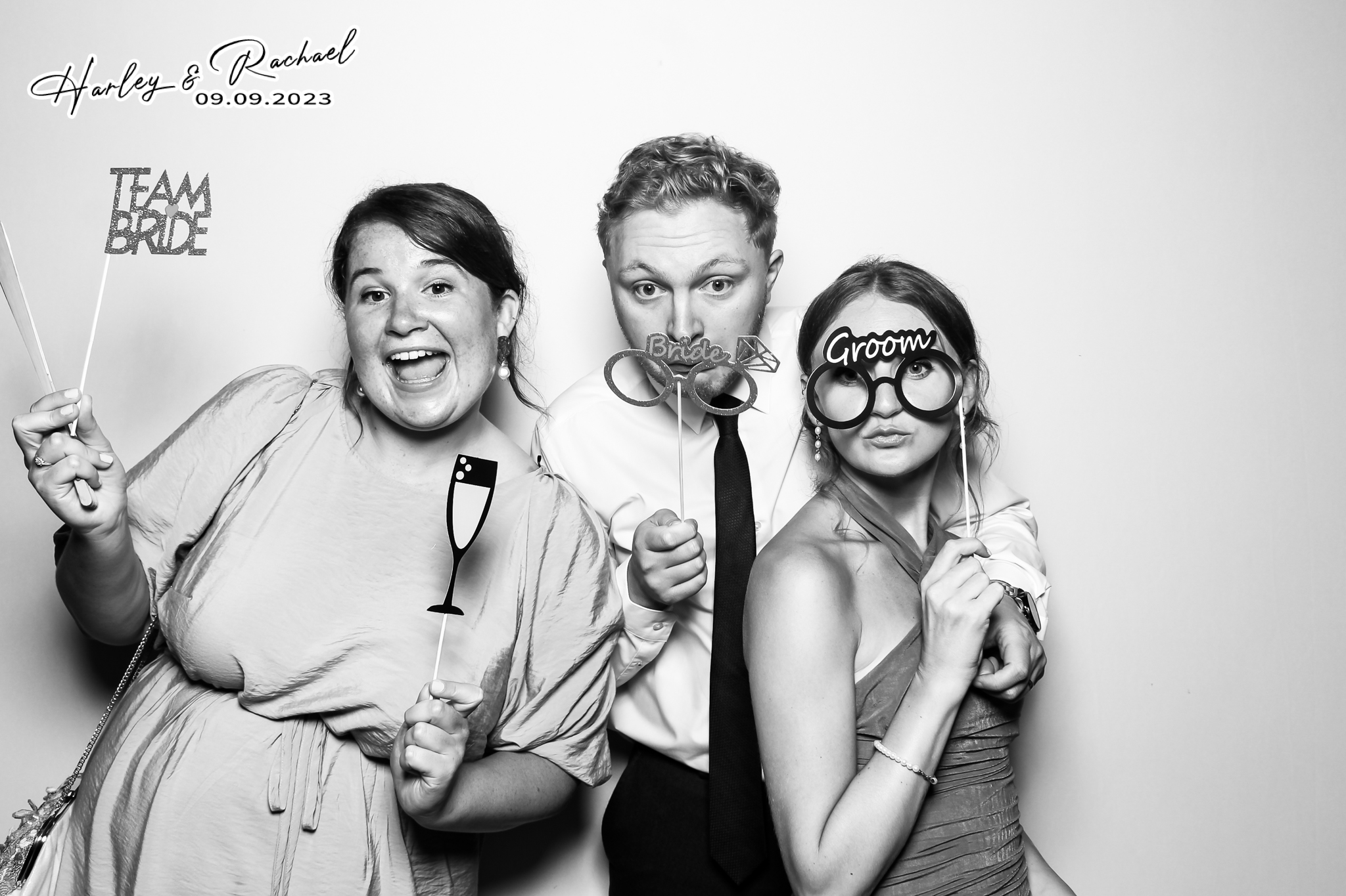 The Perrios - Glamour Booth | View more photos from the event at gallery.freshbooths.com/u/FreshBooths/The-Perrios-Glamour-Booth