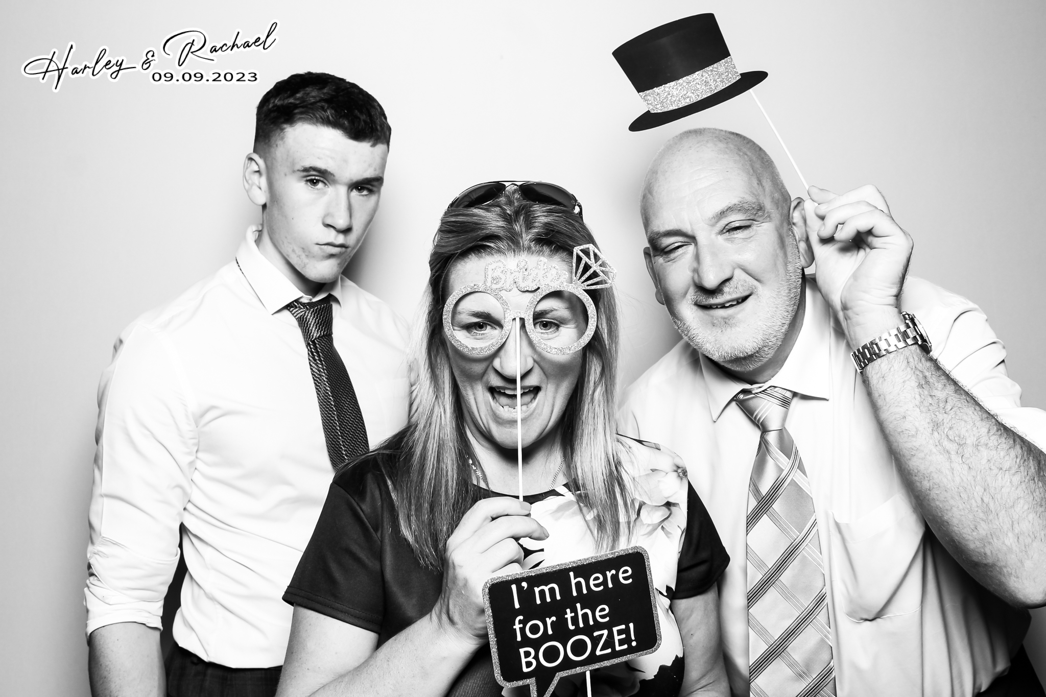 The Perrios - Glamour Booth | View more photos from the event at gallery.freshbooths.com/u/FreshBooths/The-Perrios-Glamour-Booth