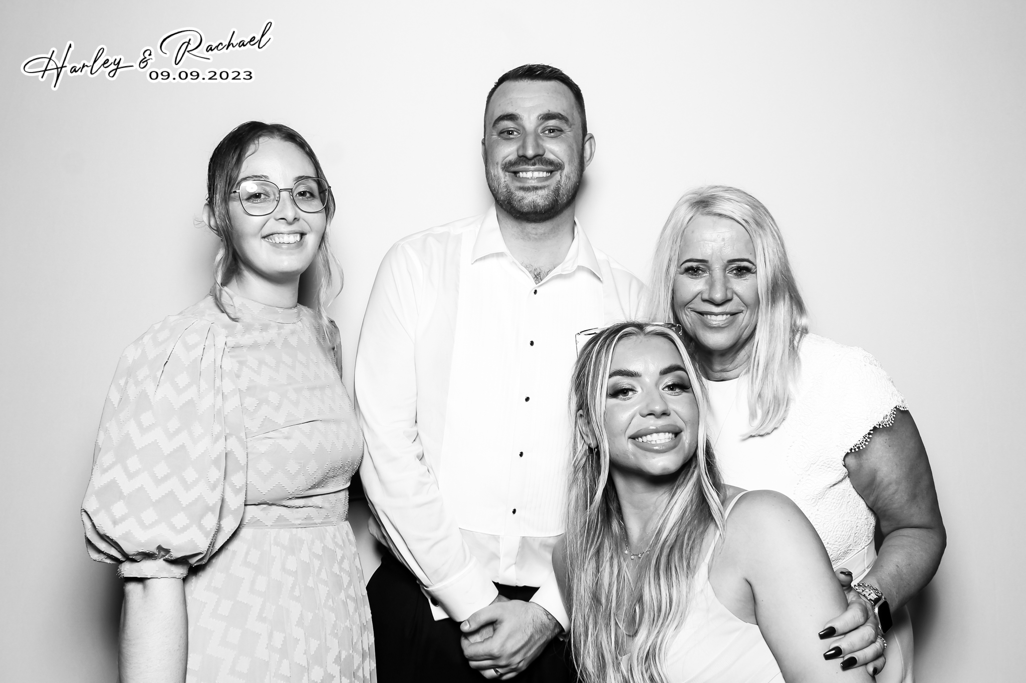 The Perrios - Glamour Booth | View more photos from the event at gallery.freshbooths.com/u/FreshBooths/The-Perrios-Glamour-Booth